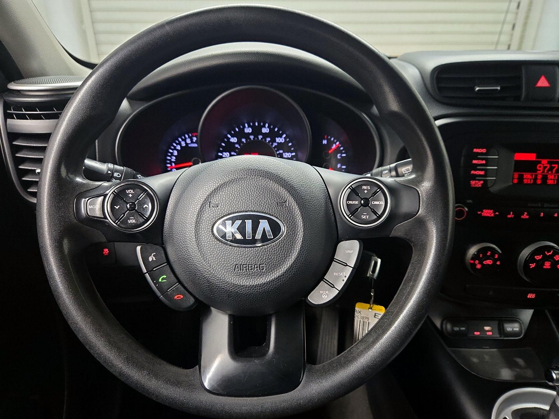 Thumbnail: 2016 Kia Soul - 10