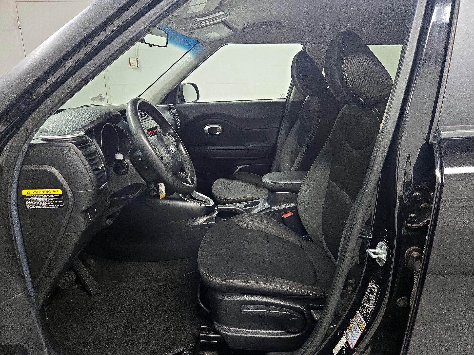 Thumbnail: 2016 Kia Soul - 11