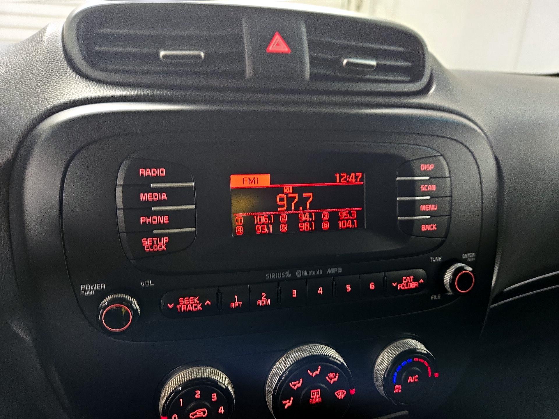 Thumbnail: 2016 Kia Soul - 14