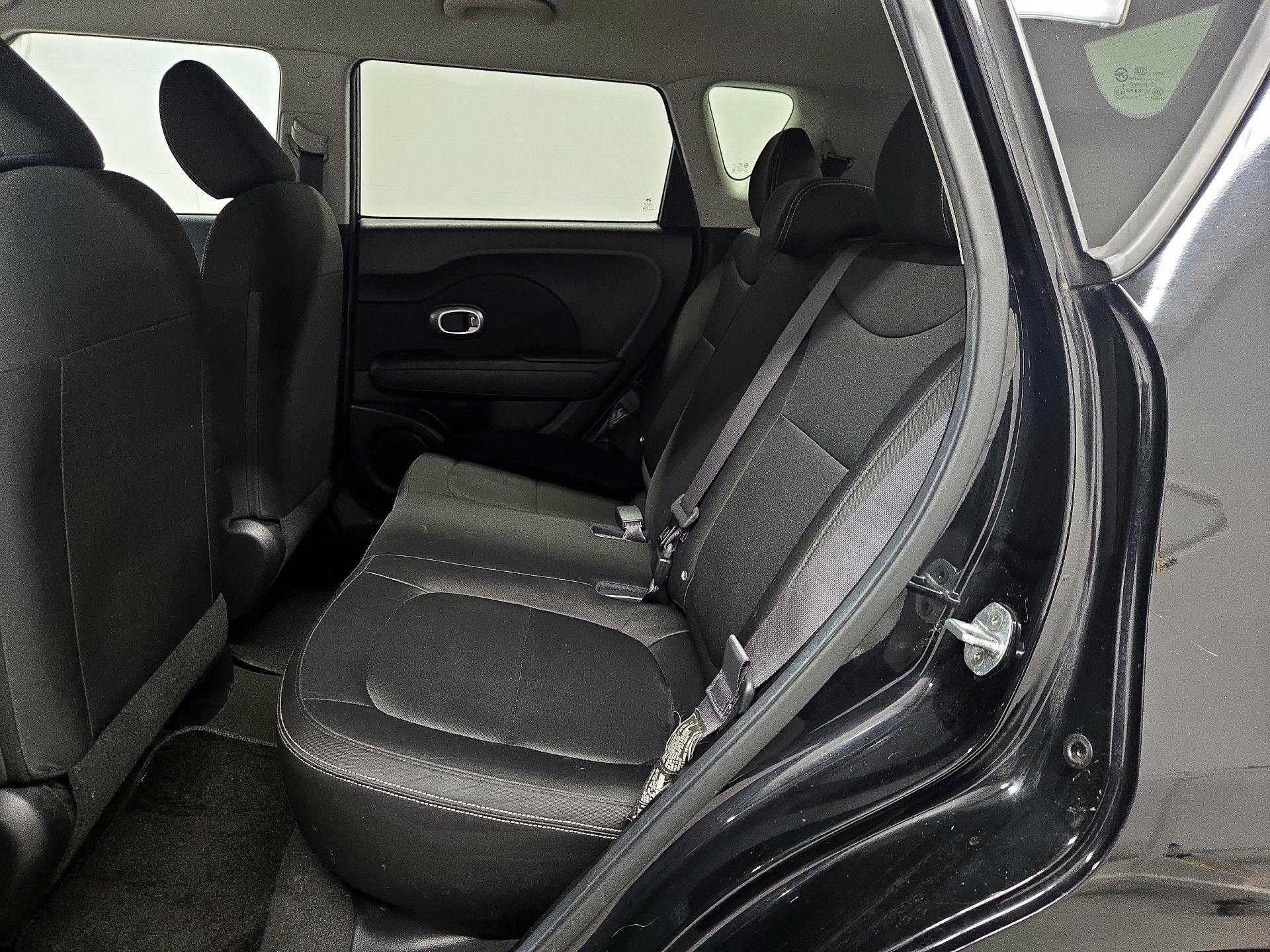 Thumbnail: 2016 Kia Soul - 18