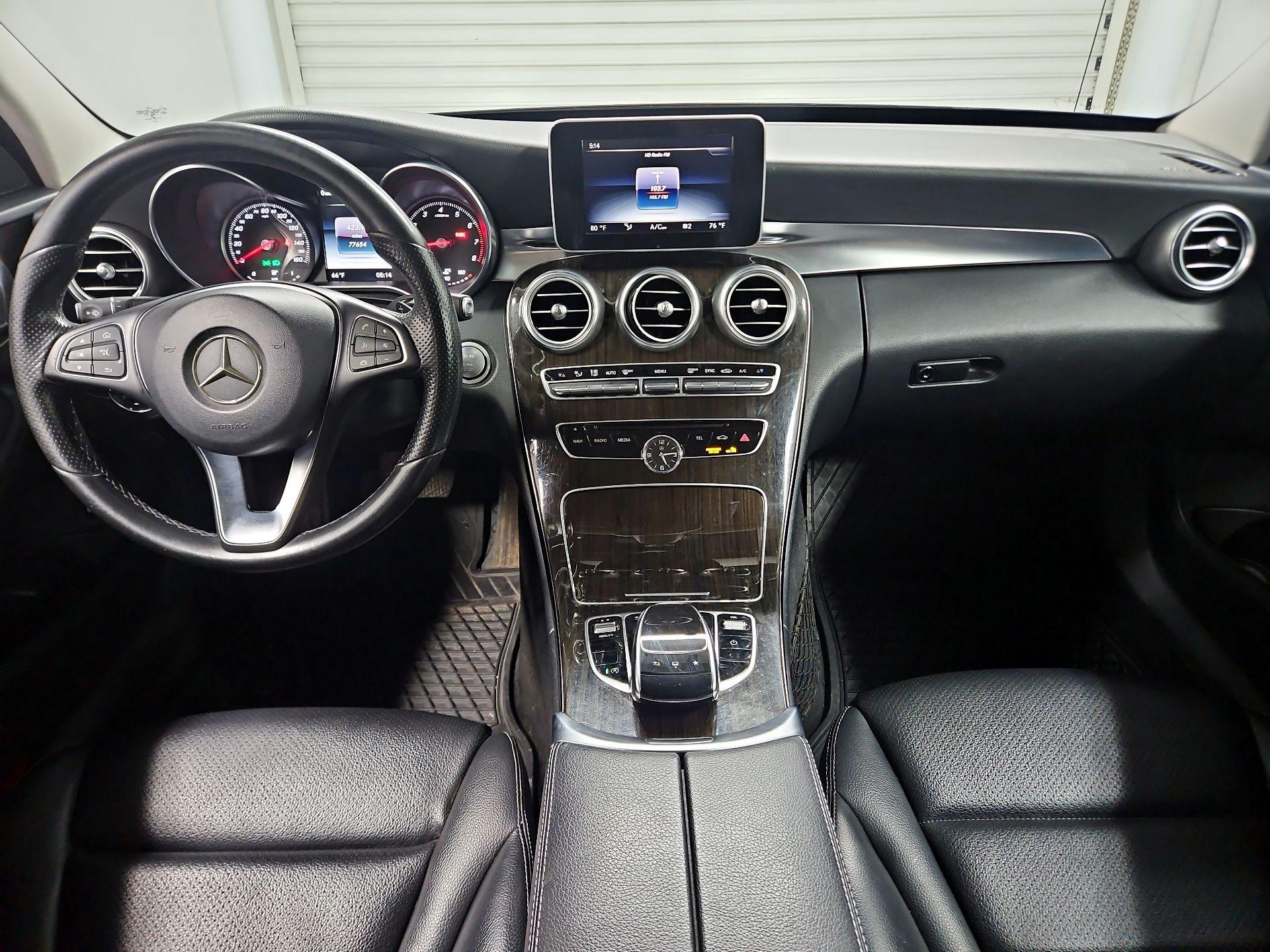 Thumbnail: 2015 Mercedes-Benz C-Class - 9