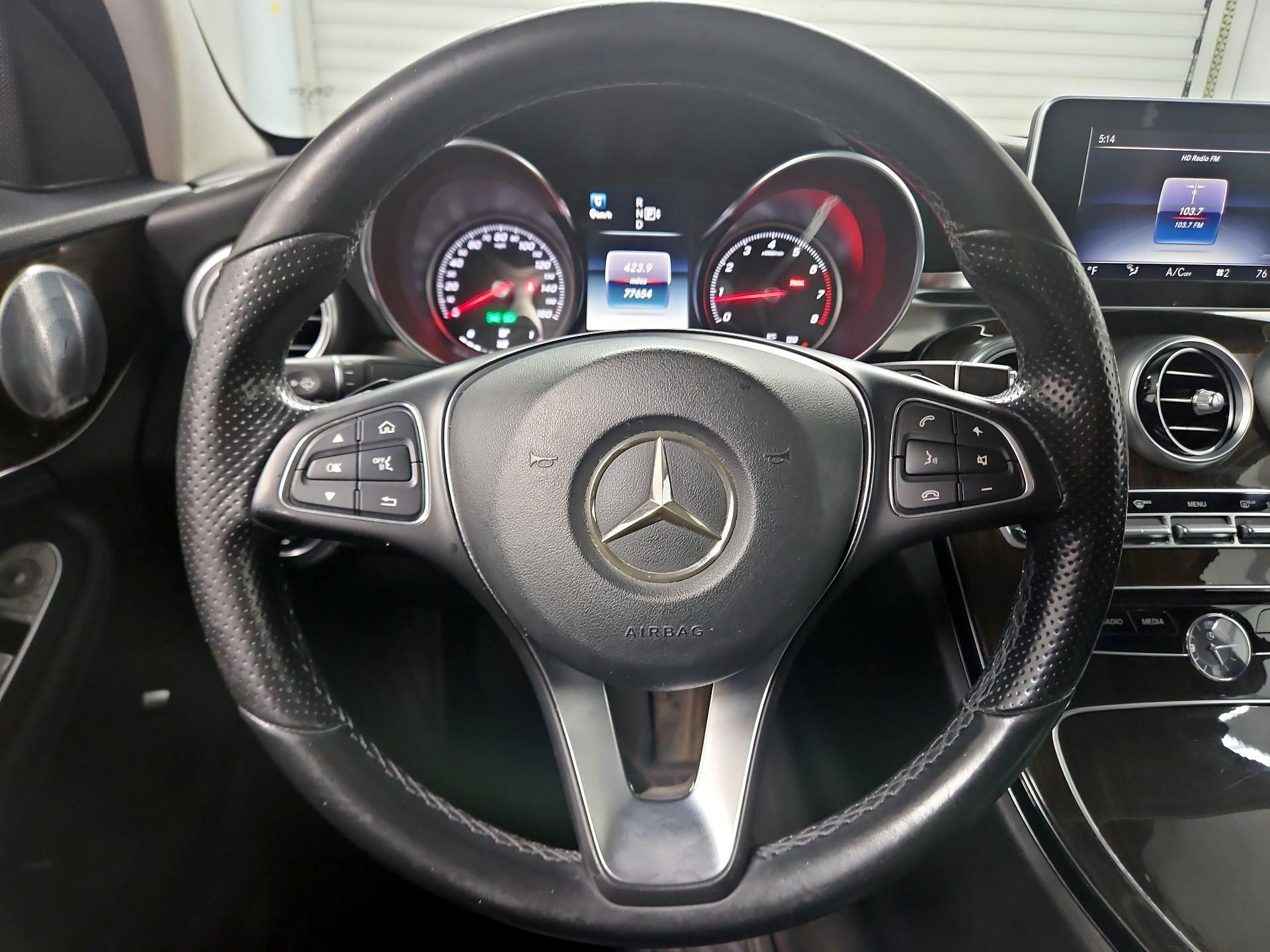 Thumbnail: 2015 Mercedes-Benz C-Class - 10