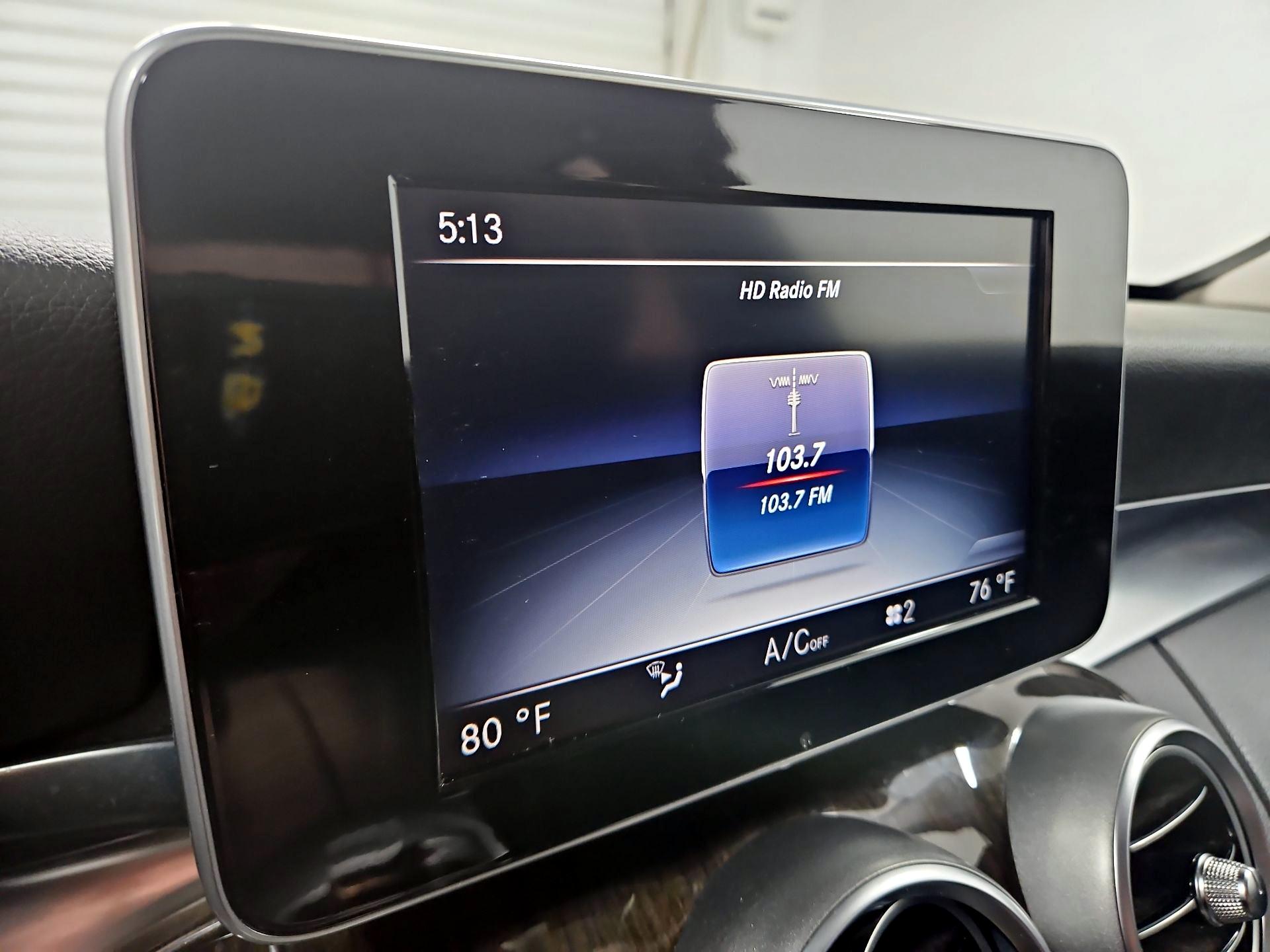 Thumbnail: 2015 Mercedes-Benz C-Class - 16