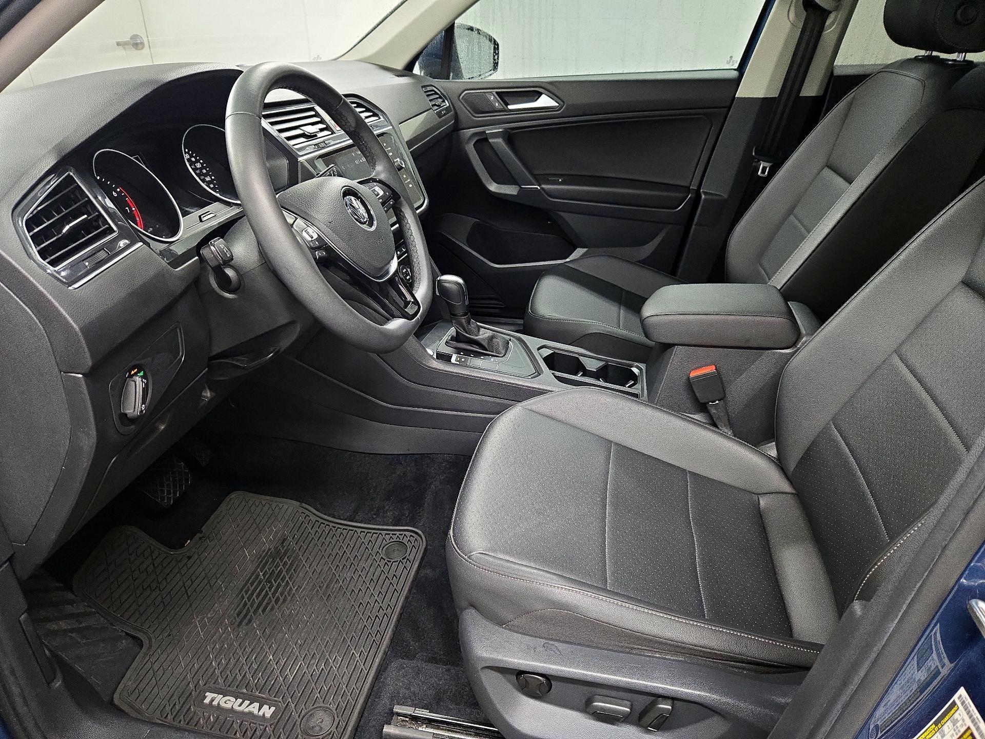 Thumbnail: 2020 Volkswagen Tiguan - 11