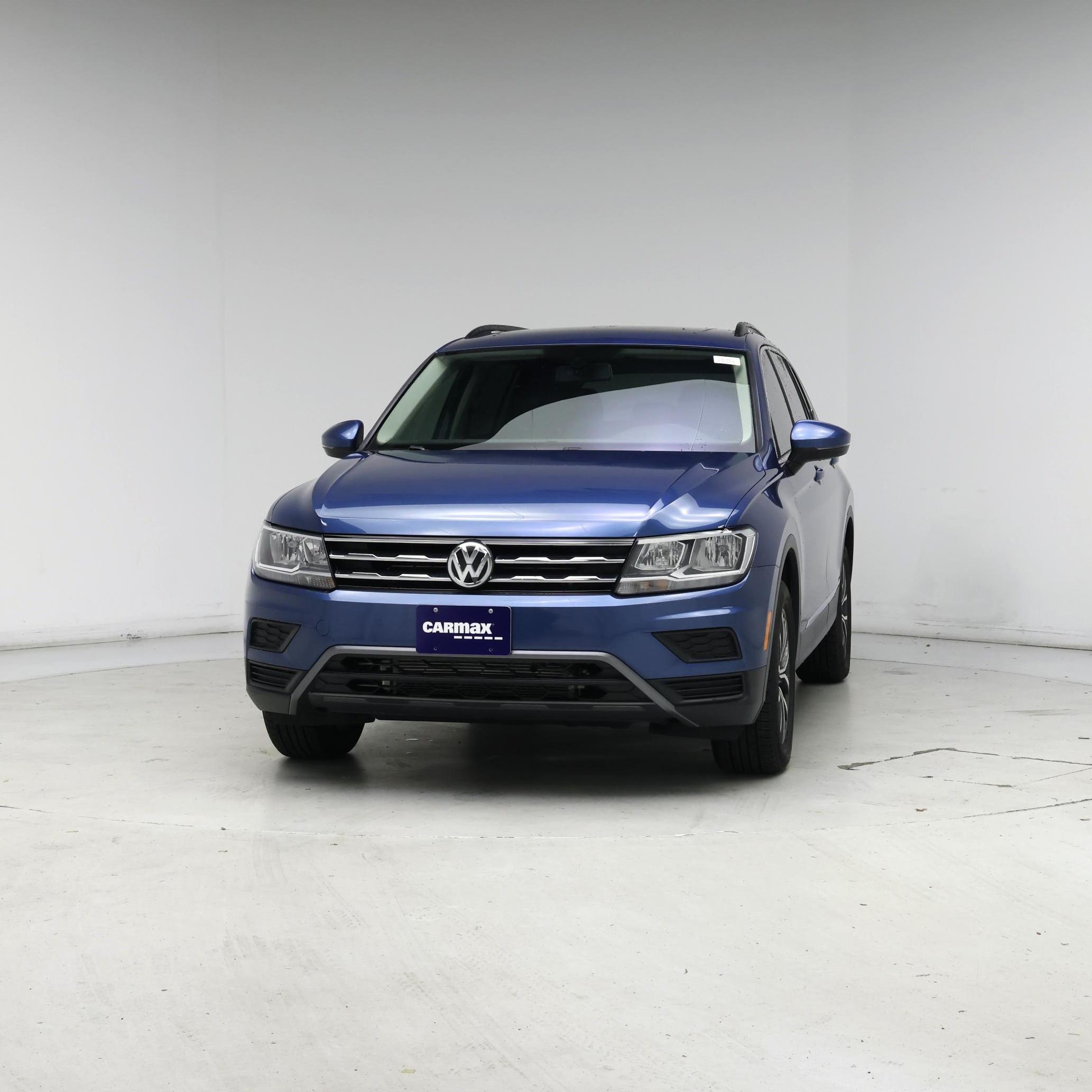 Thumbnail: 2020 Volkswagen Tiguan - 4