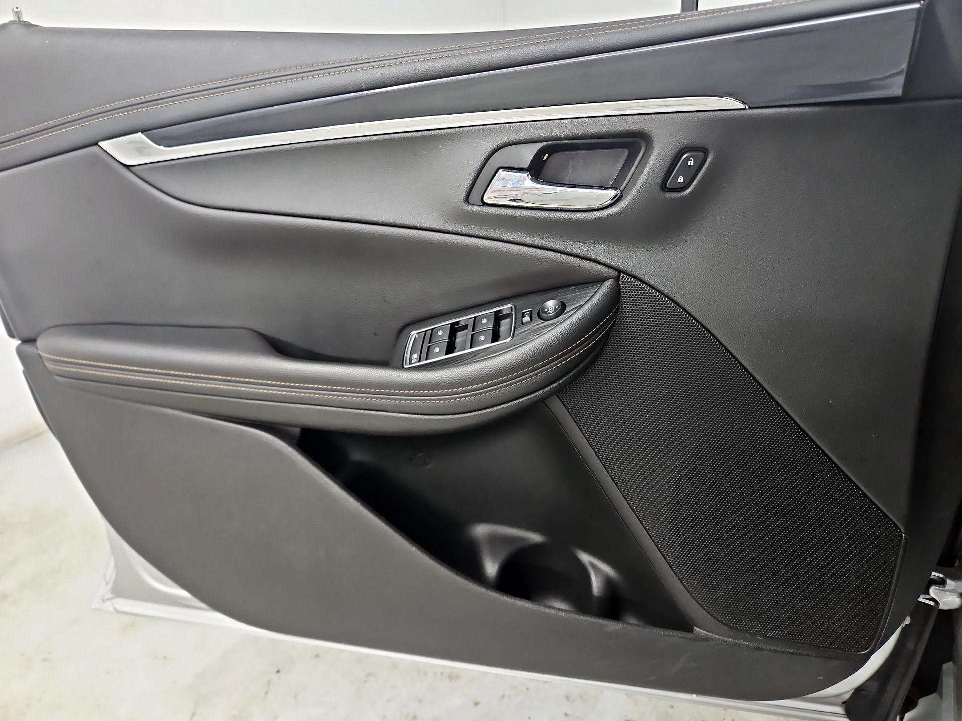 Thumbnail: 2019 Chevrolet Impala - 12