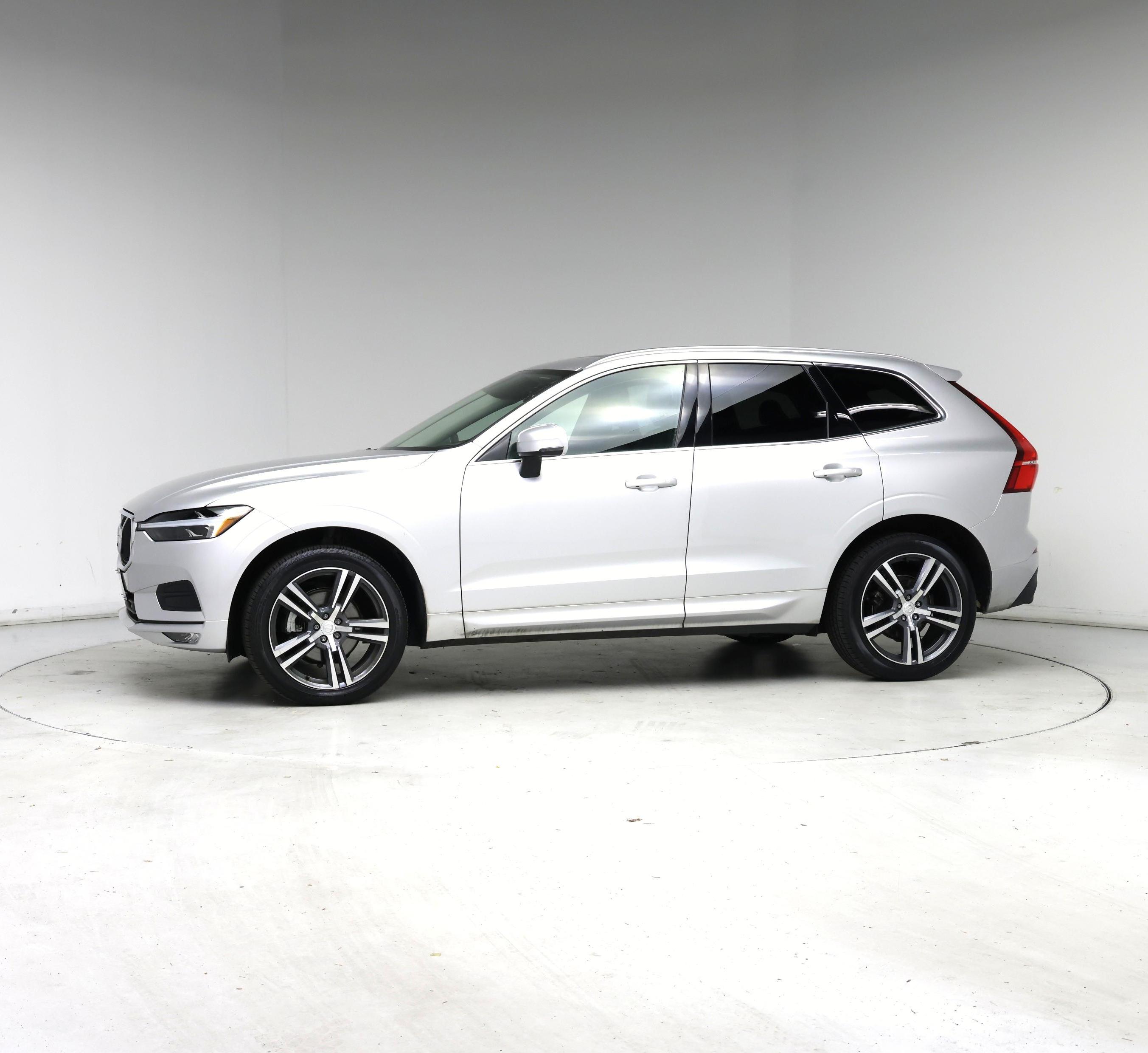 Thumbnail: 2021 Volvo XC60 - 3