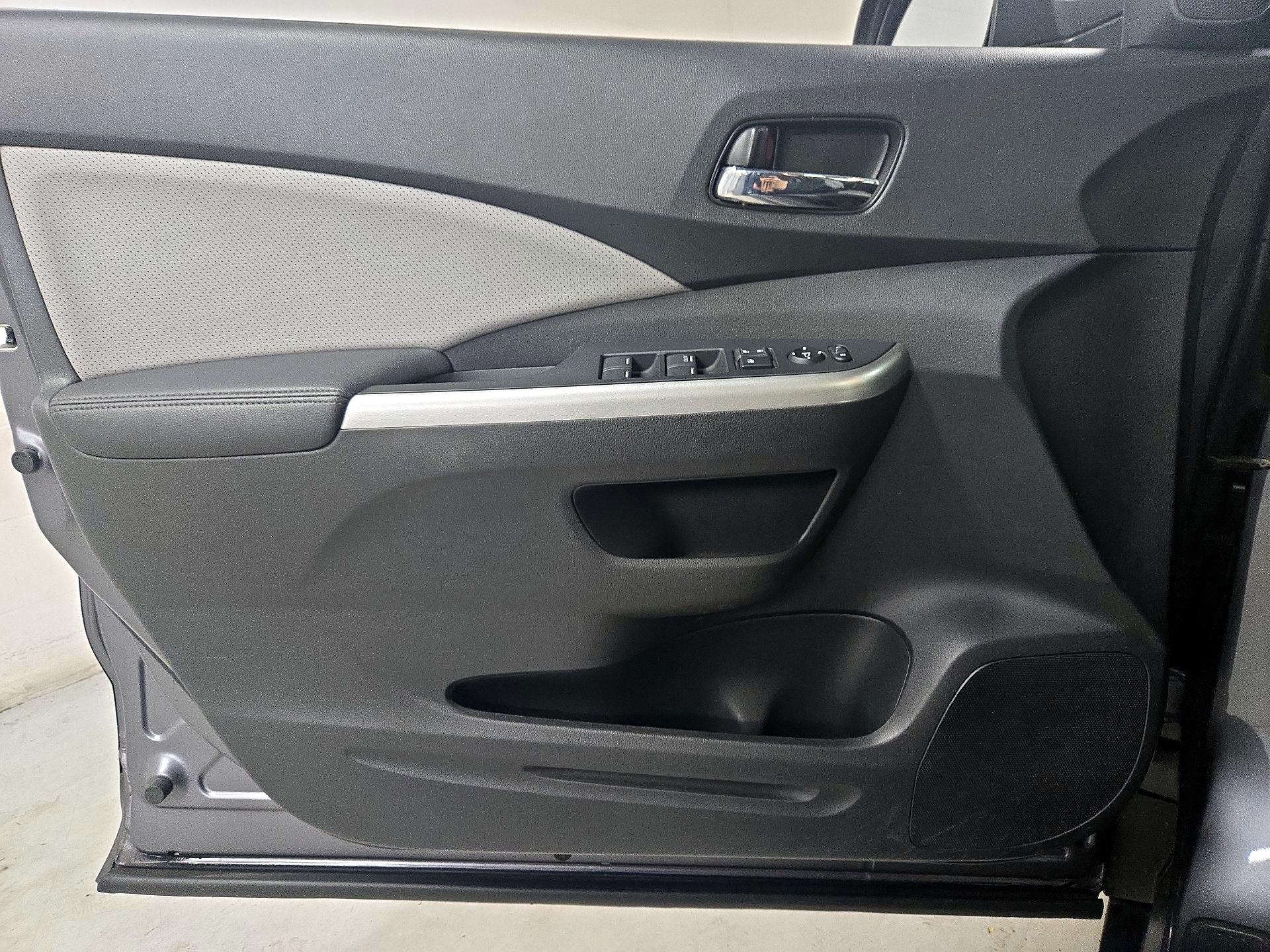 Thumbnail: 2016 Honda CR-V - 12