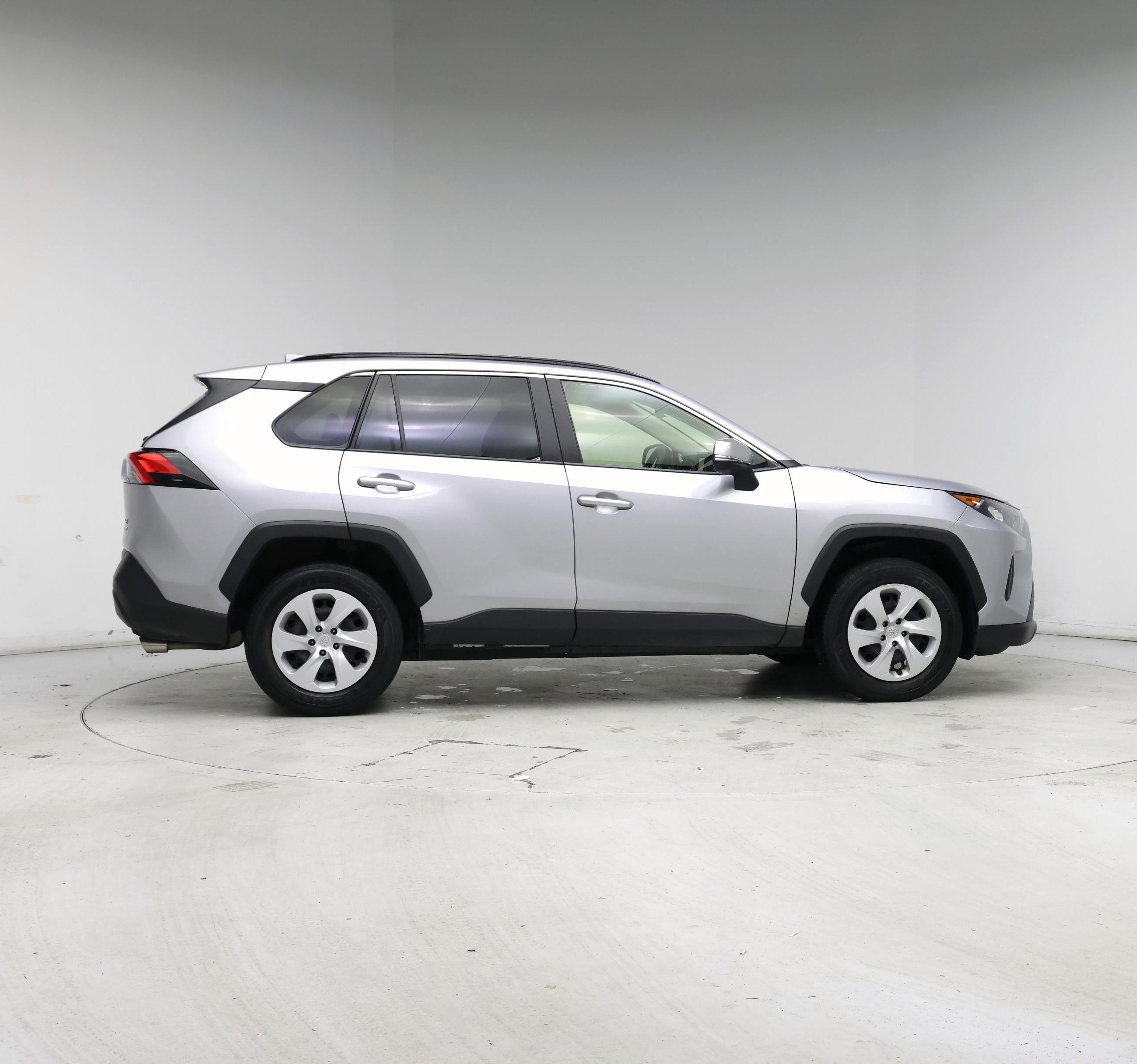 Thumbnail: 2020 Toyota RAV4 - 7