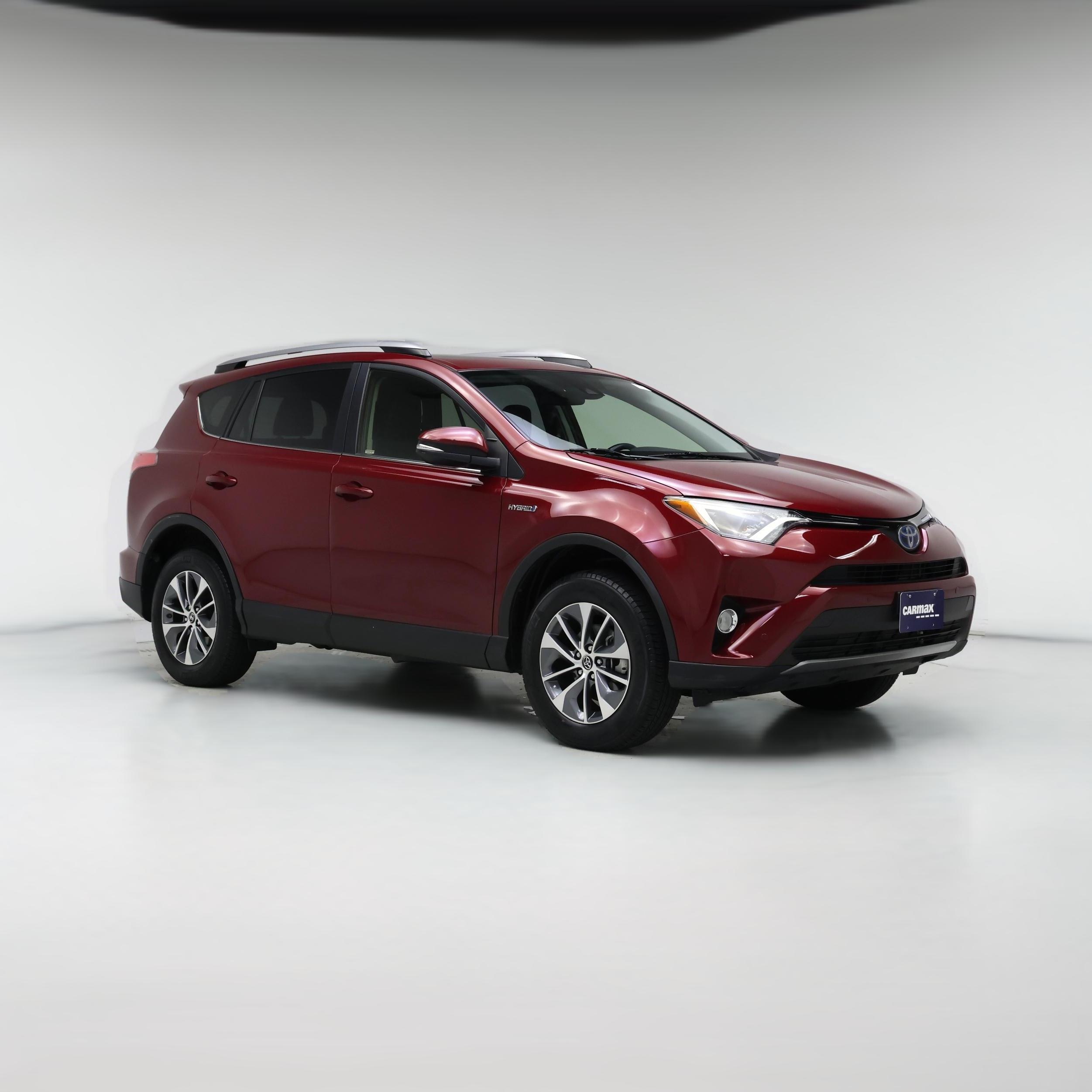 Thumbnail: 2018 Toyota RAV4 - 1