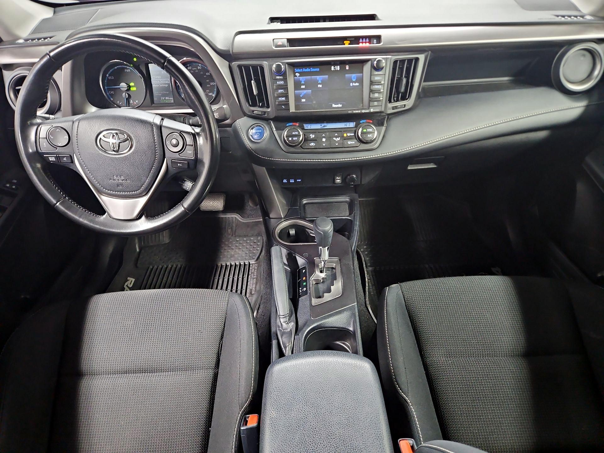 Thumbnail: 2018 Toyota RAV4 - 9