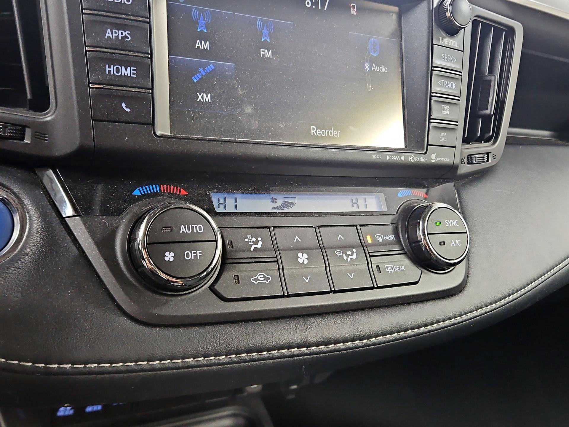 Thumbnail: 2018 Toyota RAV4 - 16