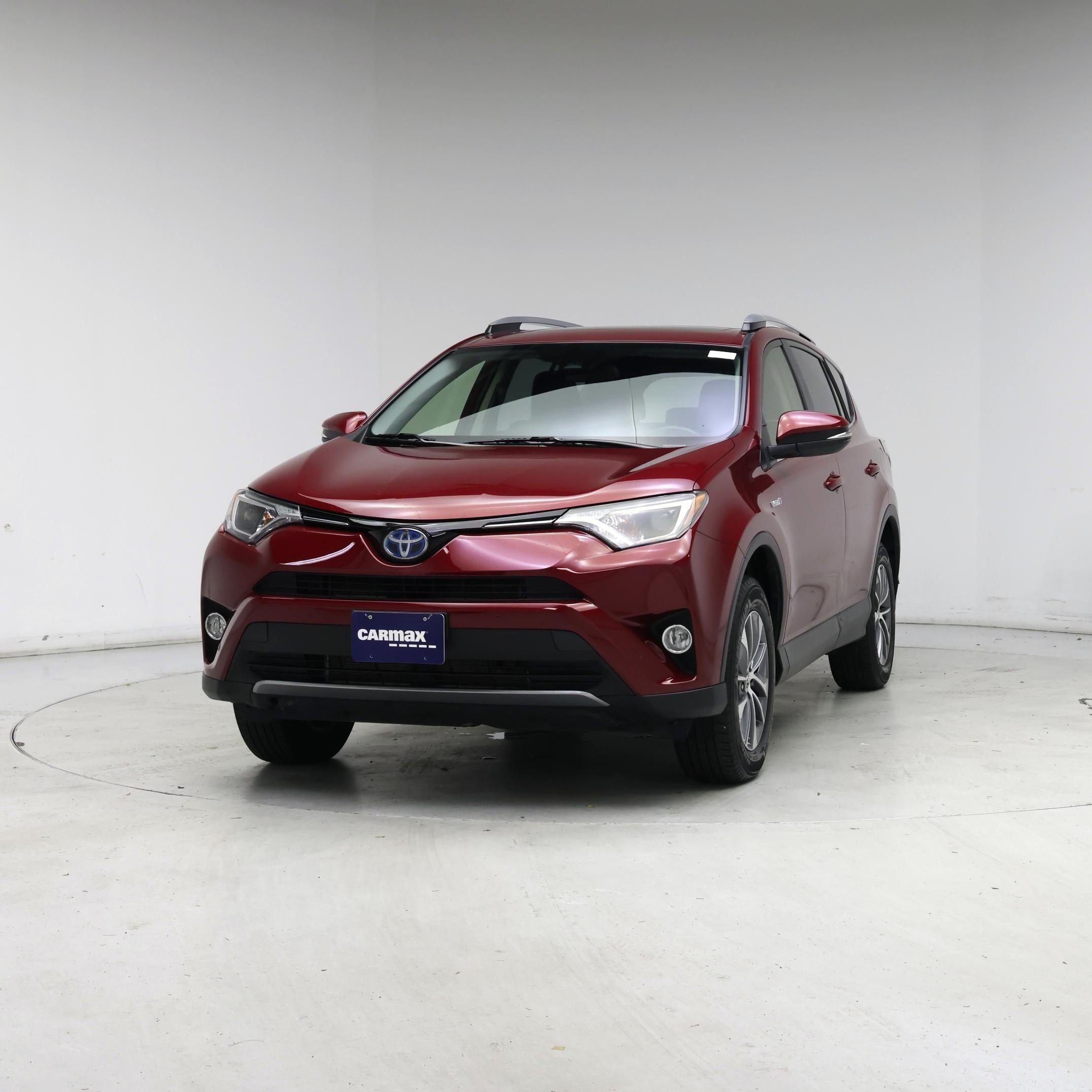 Thumbnail: 2018 Toyota RAV4 - 4