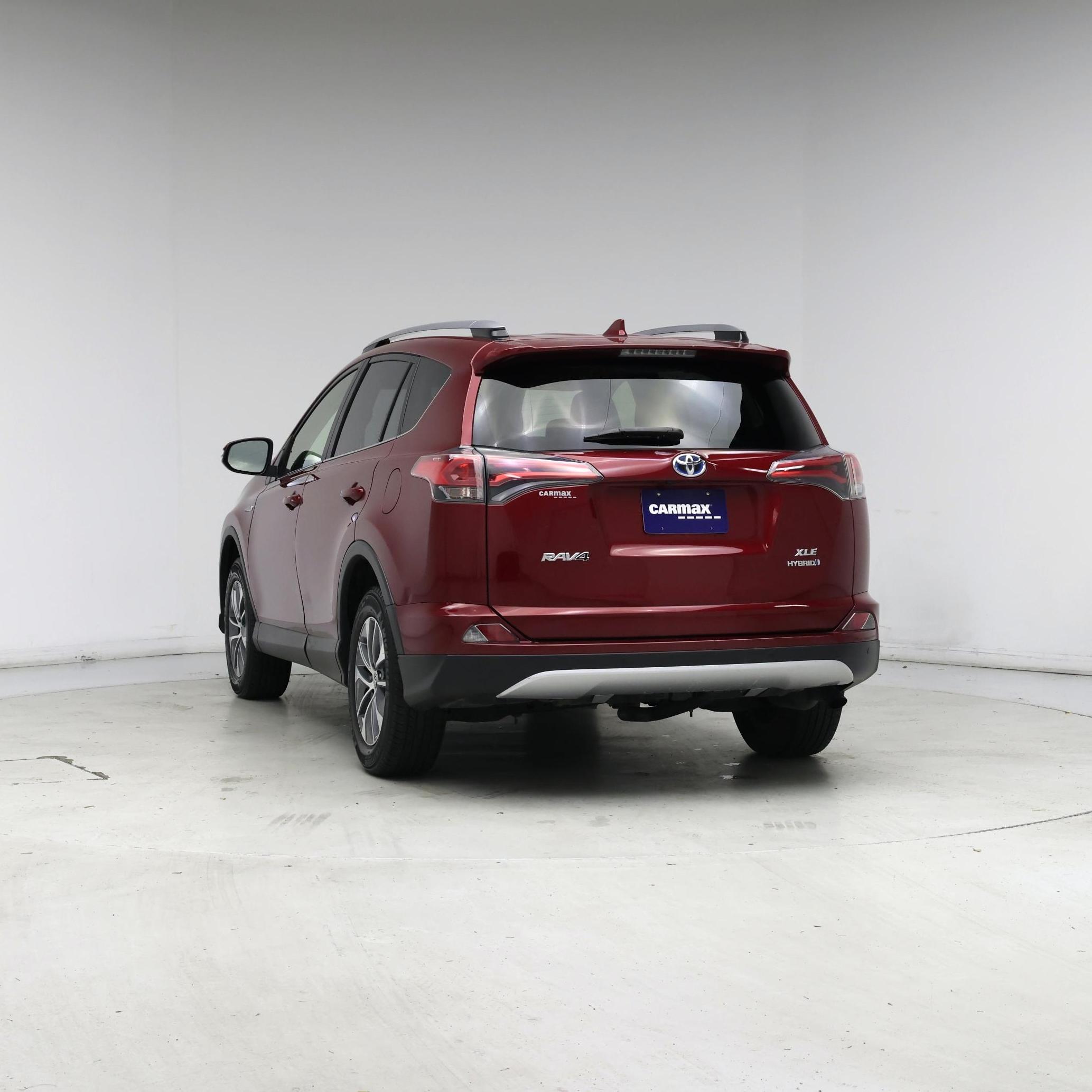 Thumbnail: 2018 Toyota RAV4 - 6