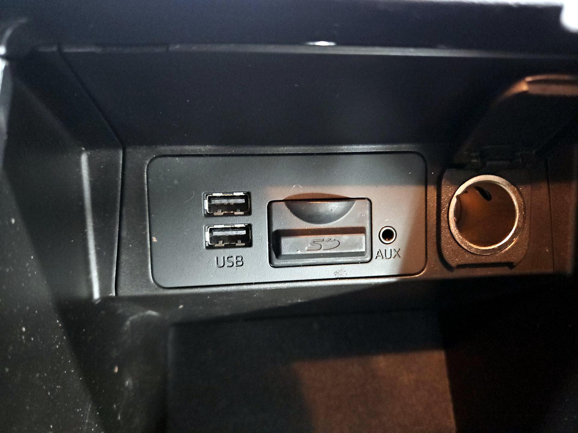 Thumbnail: 2015 Mazda Mazda3 - 19