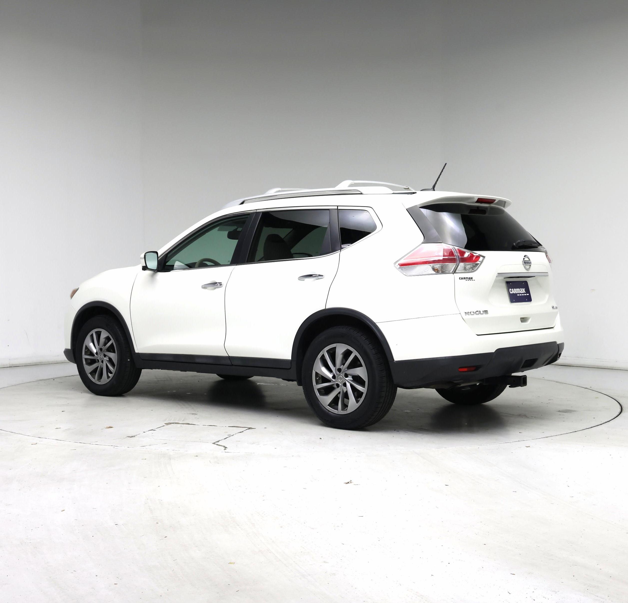 Thumbnail: 2015 Nissan Rogue - 2