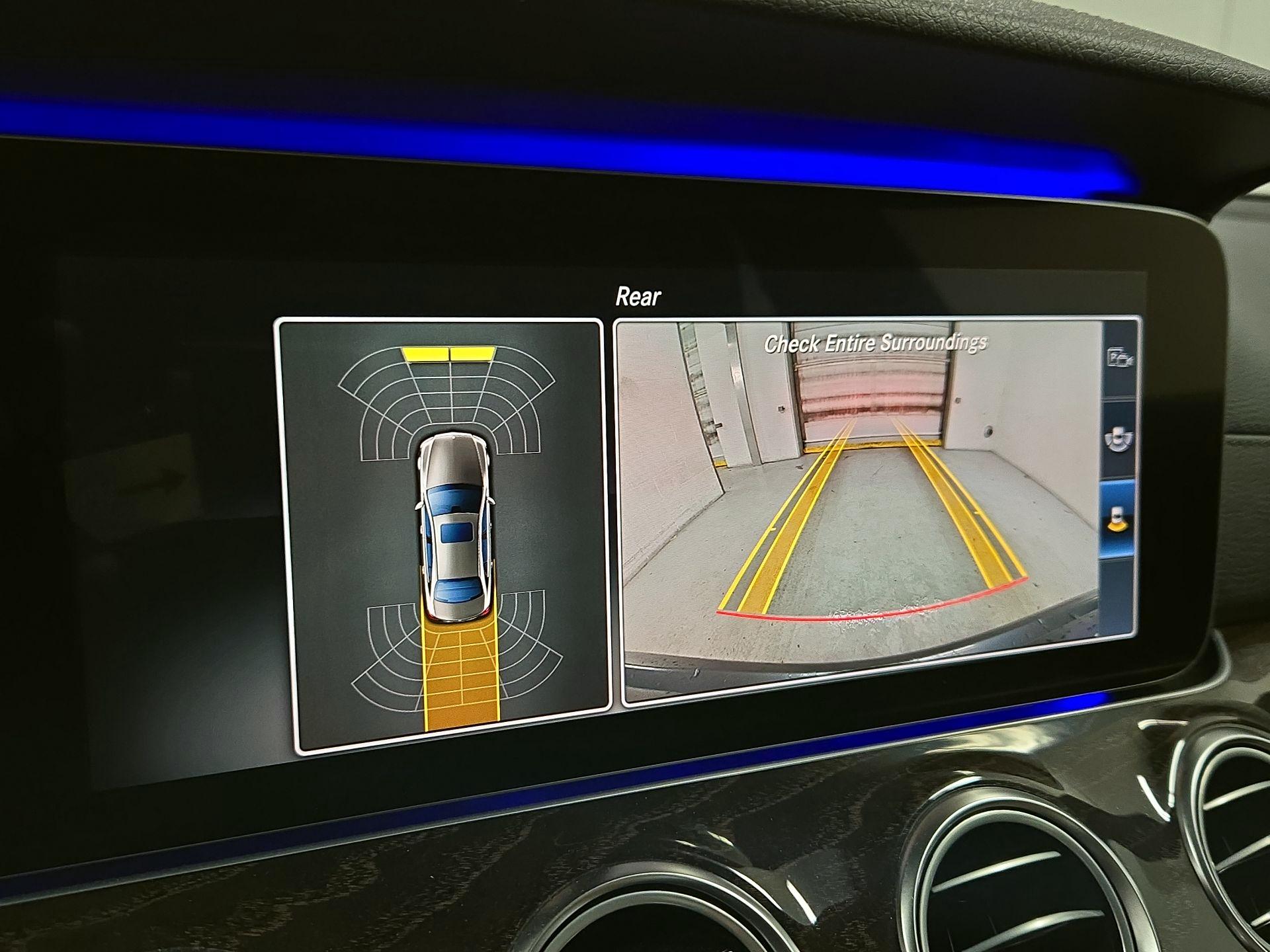 Thumbnail: 2017 Mercedes-Benz E-Class - 15