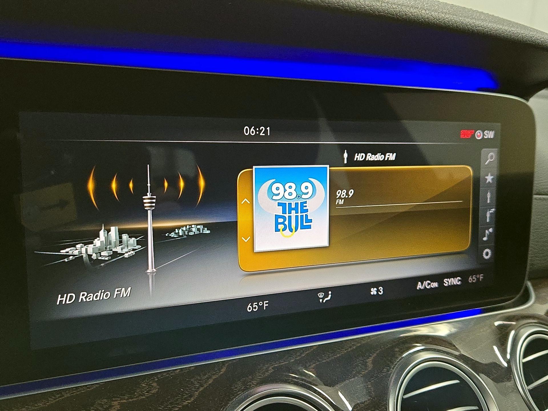 Thumbnail: 2017 Mercedes-Benz E-Class - 16