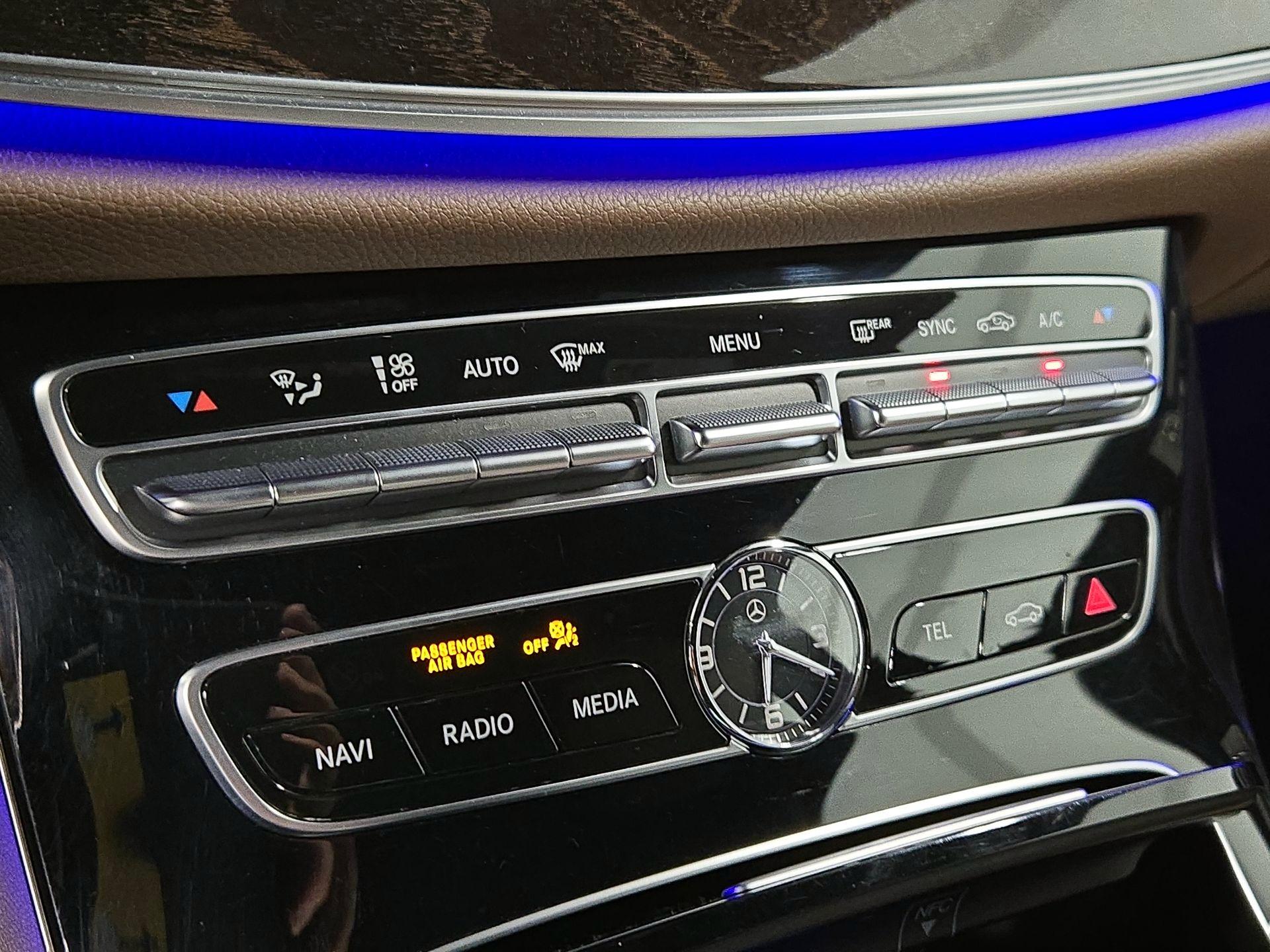 Thumbnail: 2017 Mercedes-Benz E-Class - 17