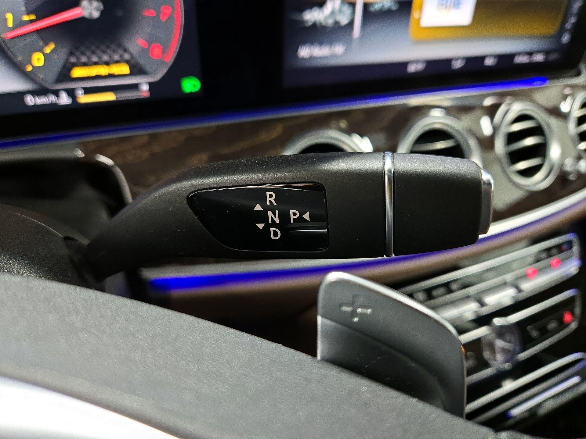 Thumbnail: 2017 Mercedes-Benz E-Class - 18