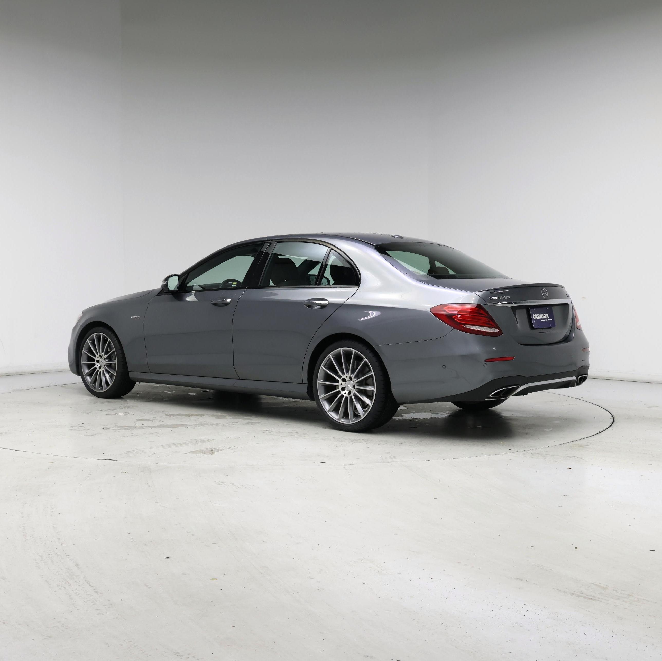 Thumbnail: 2017 Mercedes-Benz E-Class - 2