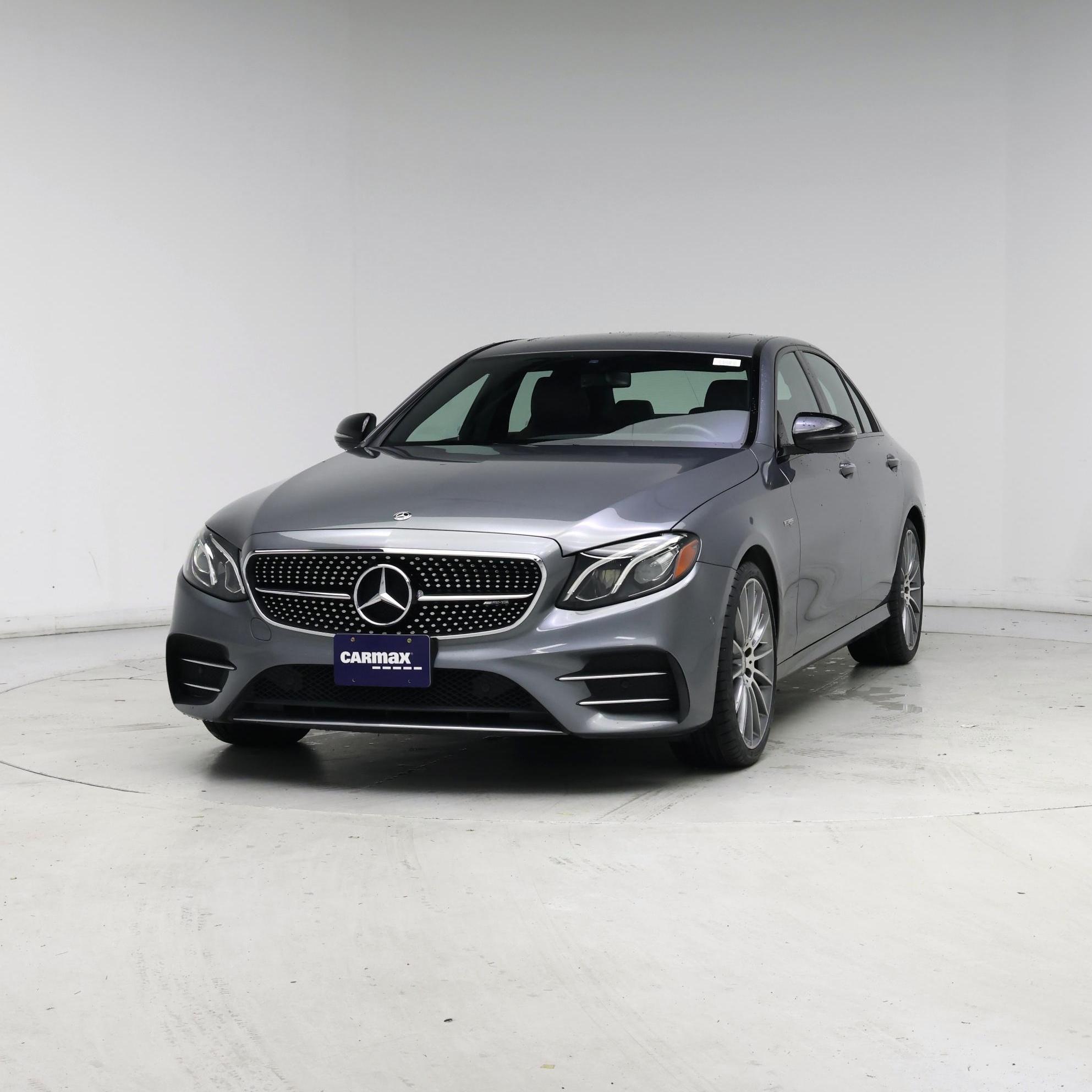 Thumbnail: 2017 Mercedes-Benz E-Class - 4