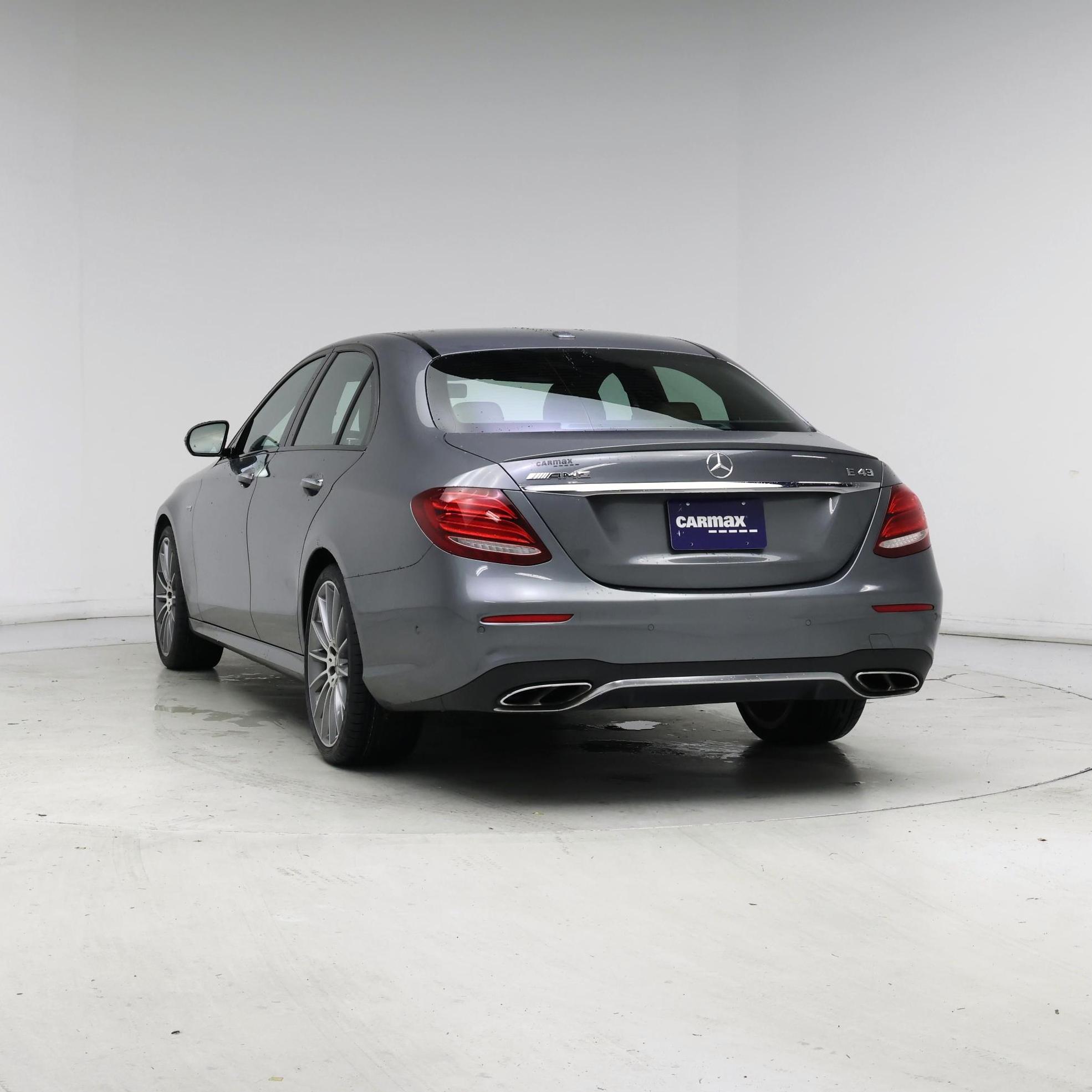 Thumbnail: 2017 Mercedes-Benz E-Class - 6