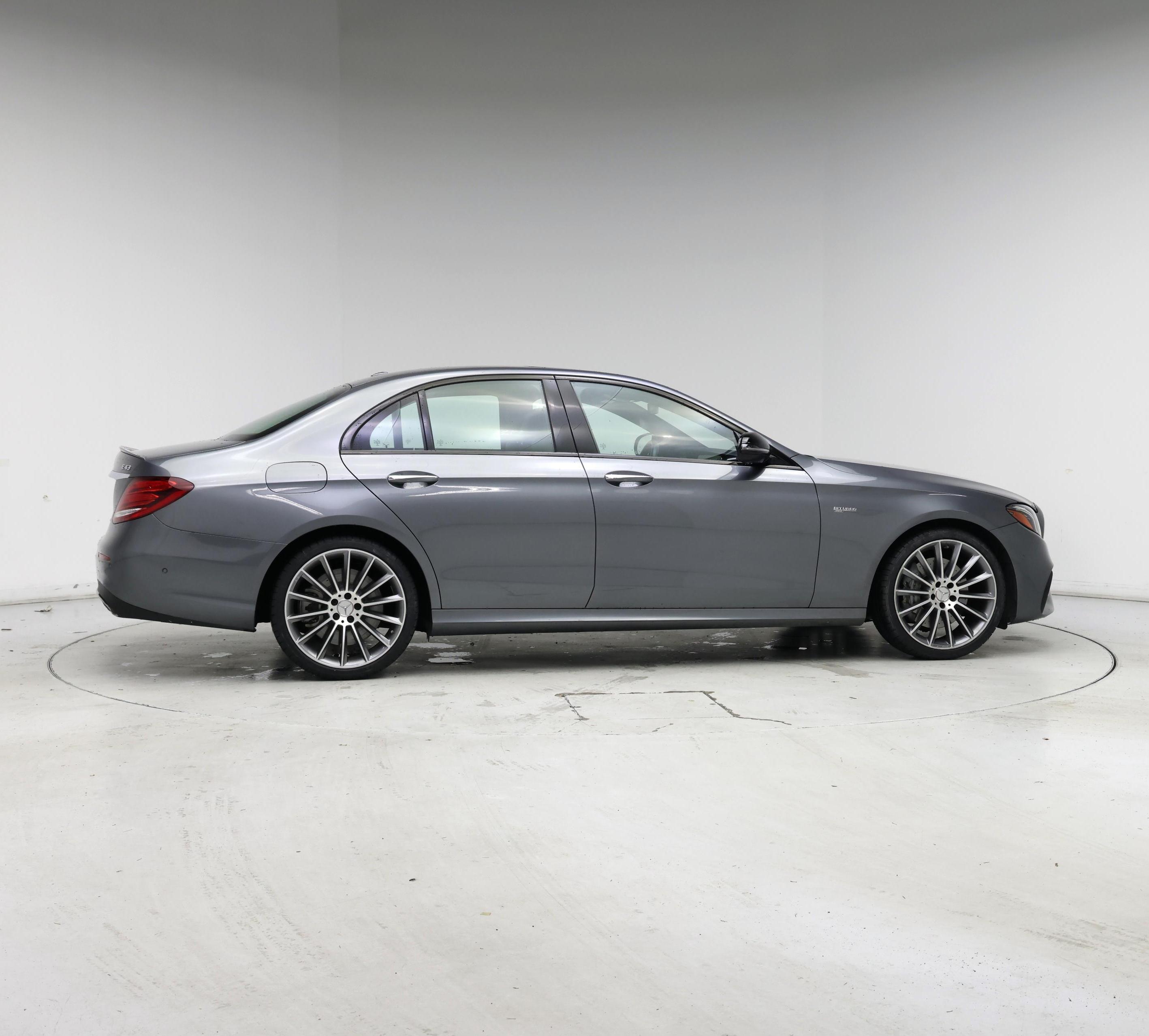 Thumbnail: 2017 Mercedes-Benz E-Class - 7