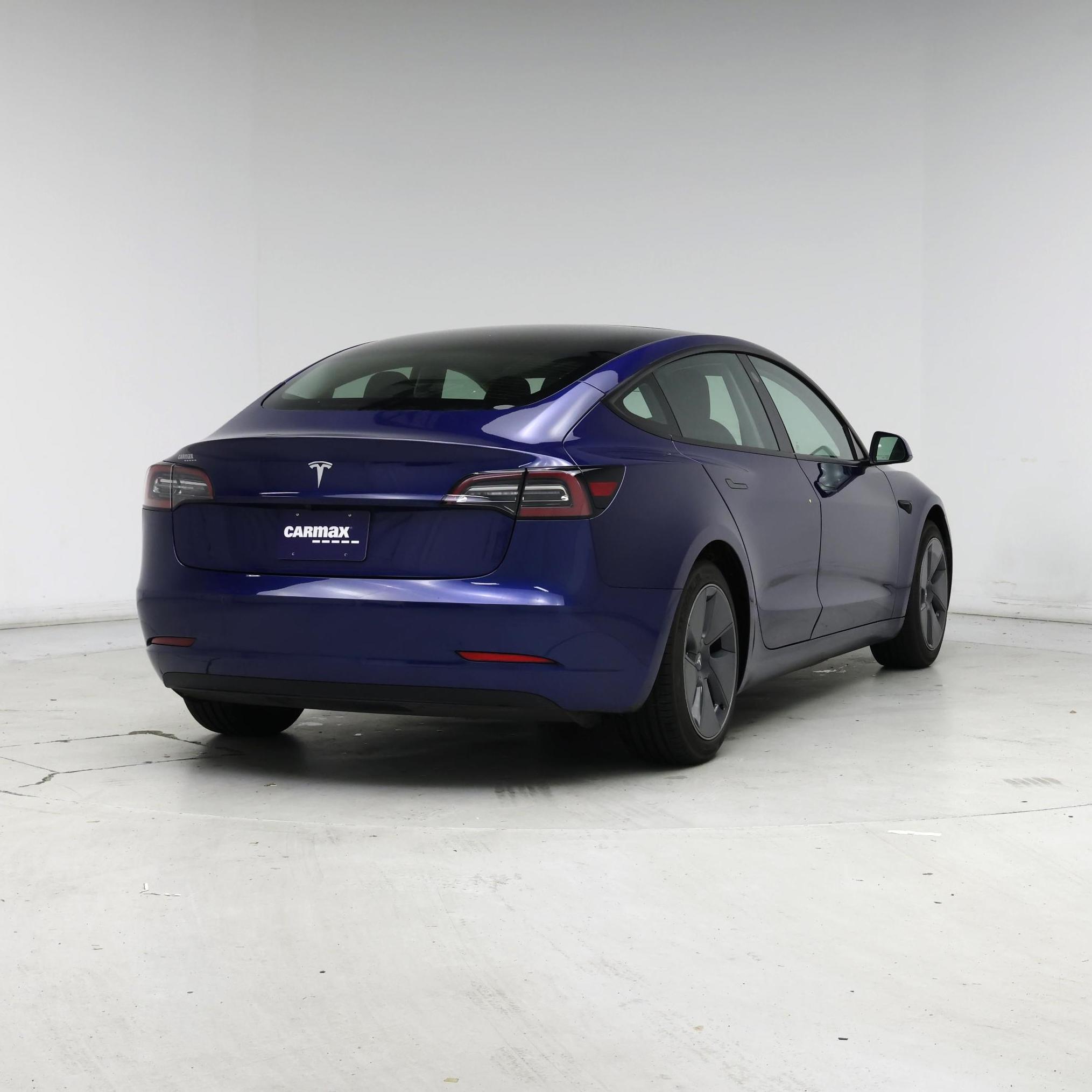 Thumbnail: 2022 Tesla Model 3 - 8