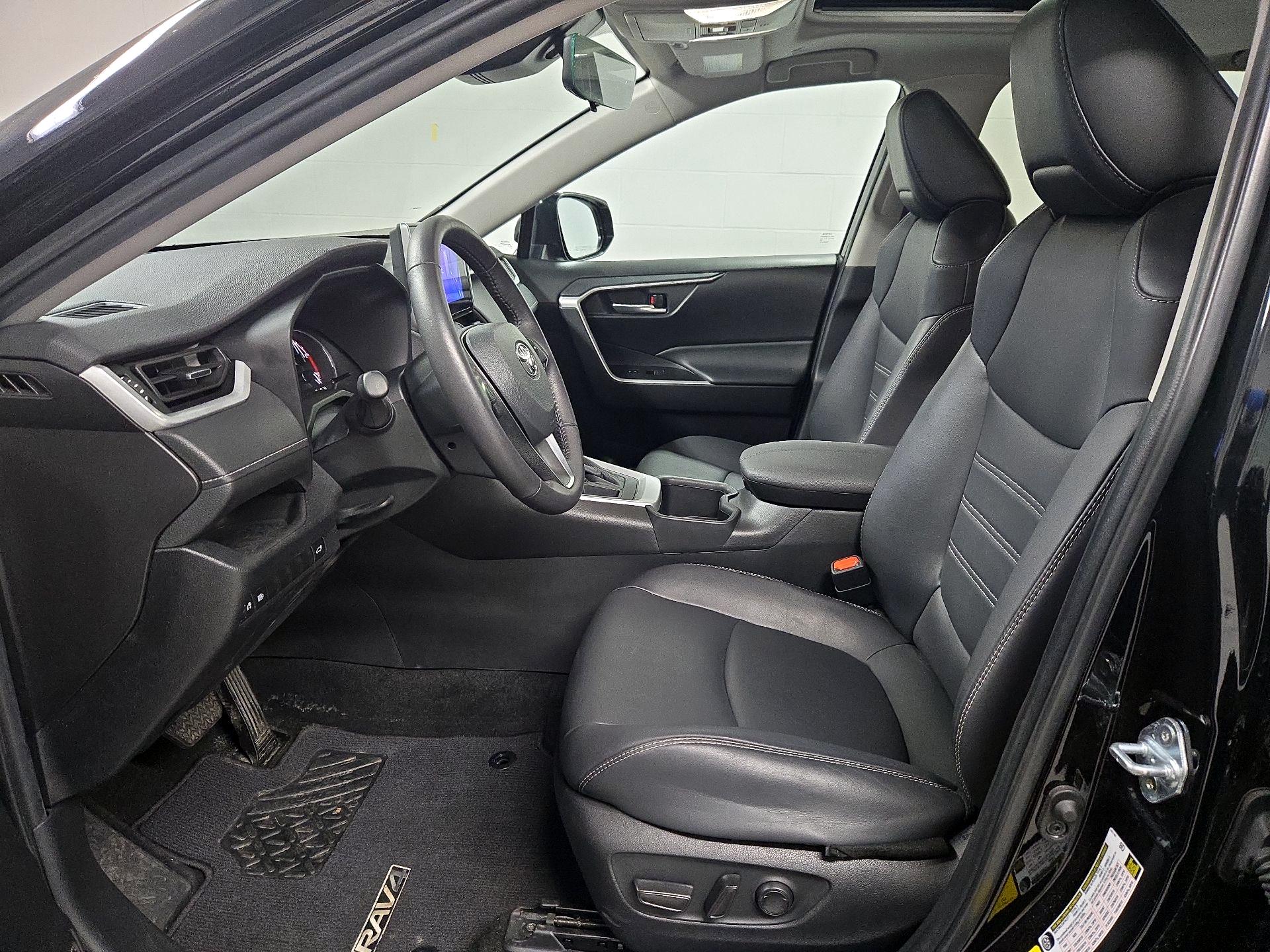 Thumbnail: 2023 Toyota RAV4 - 11