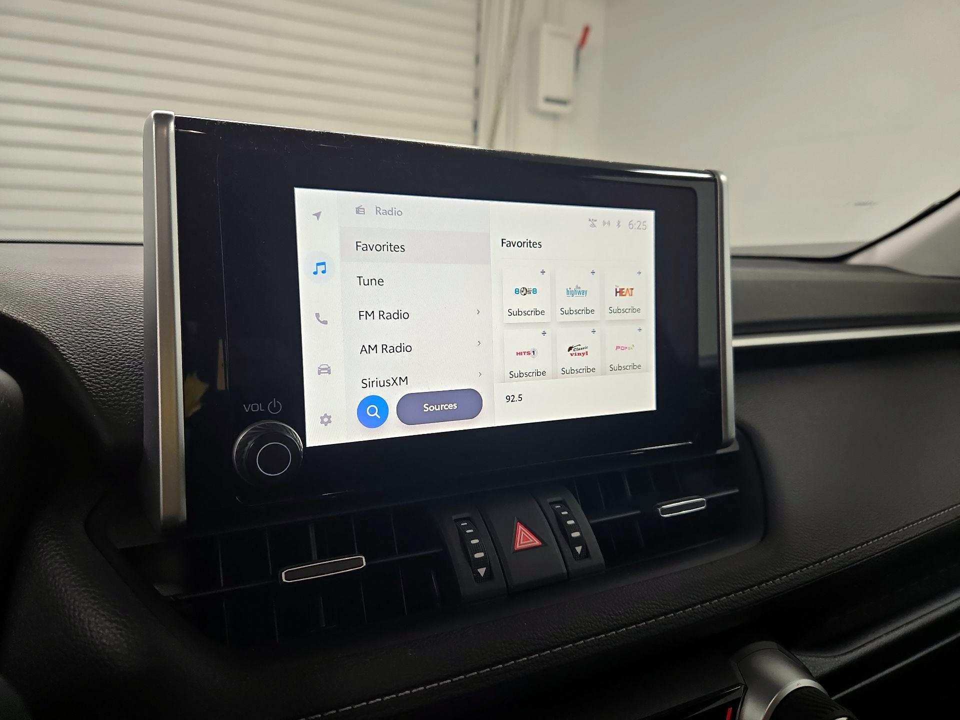 Thumbnail: 2023 Toyota RAV4 - 15