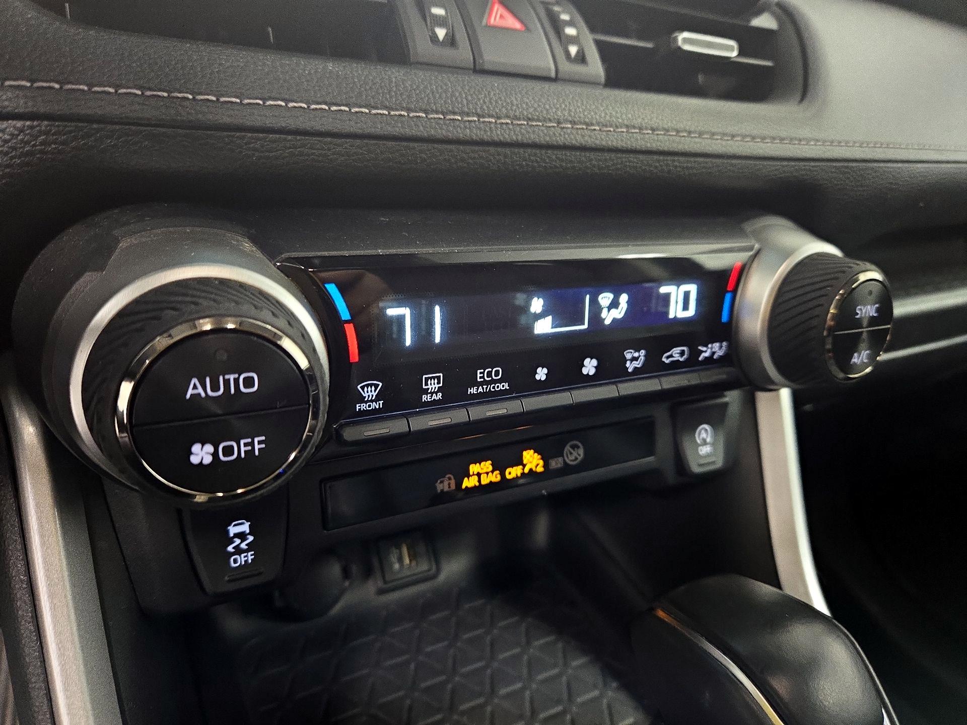 Thumbnail: 2023 Toyota RAV4 - 16