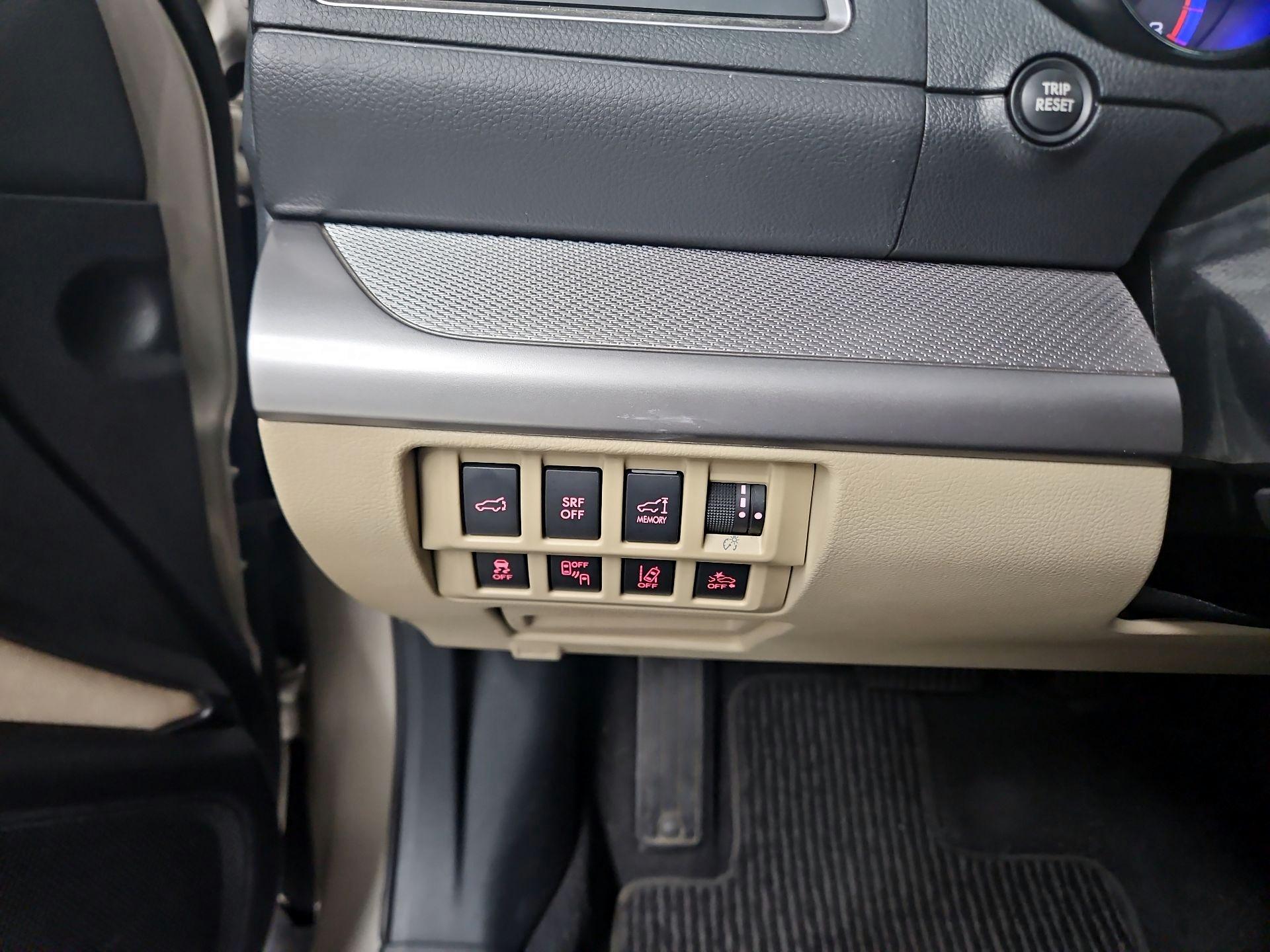 Thumbnail: 2016 Subaru Outback - 13