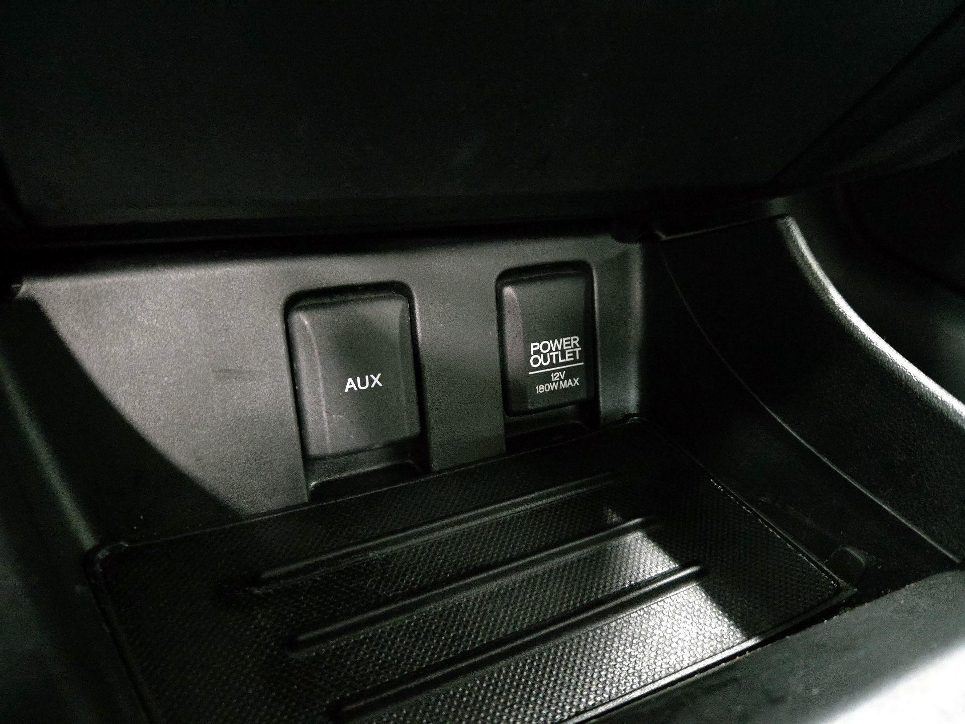 Thumbnail: 2015 Honda Civic - 18