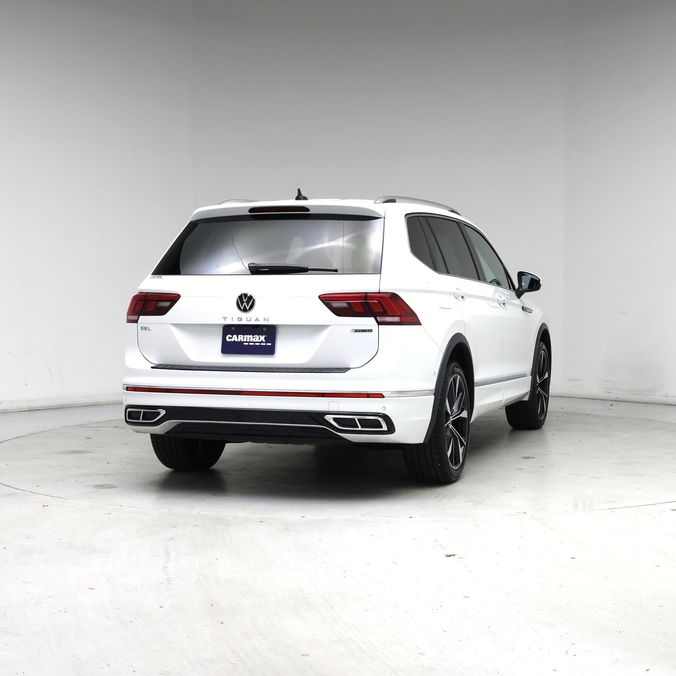 Thumbnail: 2024 Volkswagen Tiguan - 8