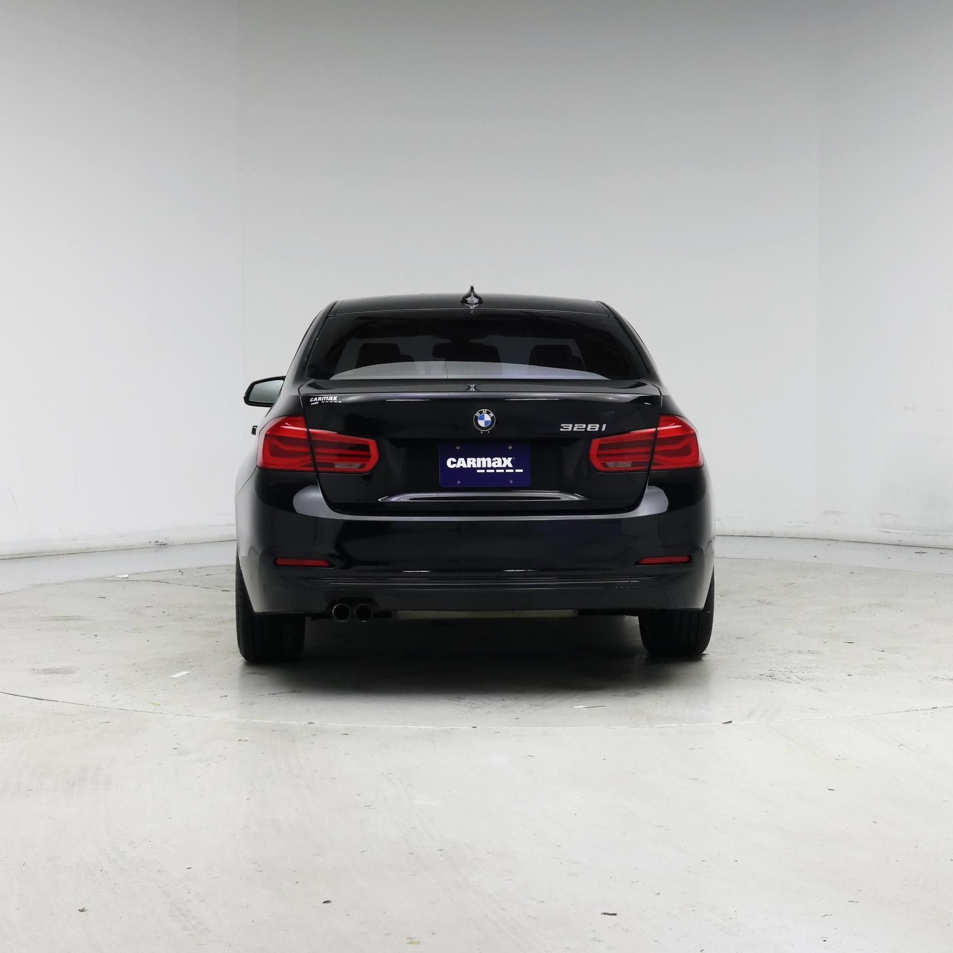 Thumbnail: 2016 BMW 3 Series - 3