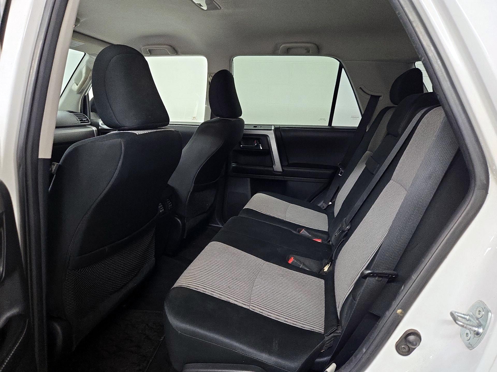 Thumbnail: 2016 Toyota 4Runner - 20