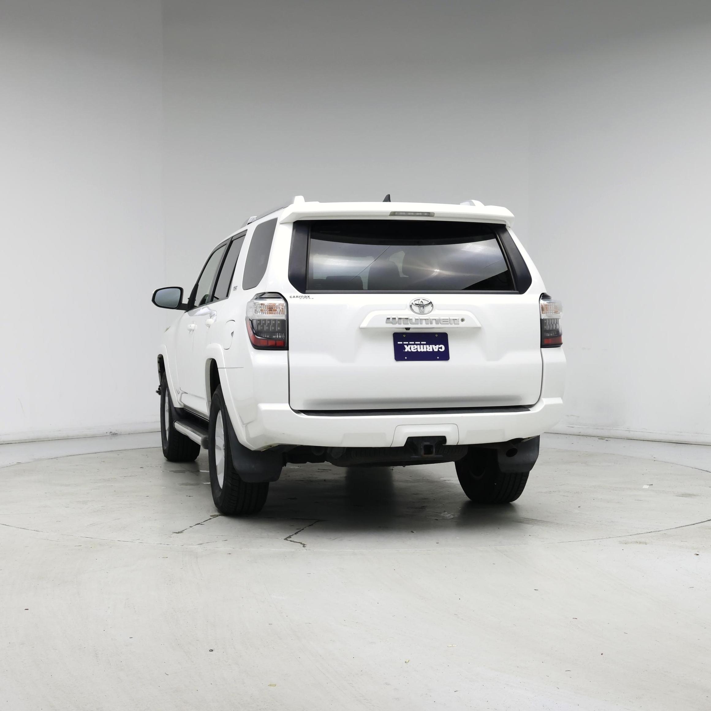 Thumbnail: 2016 Toyota 4Runner - 6