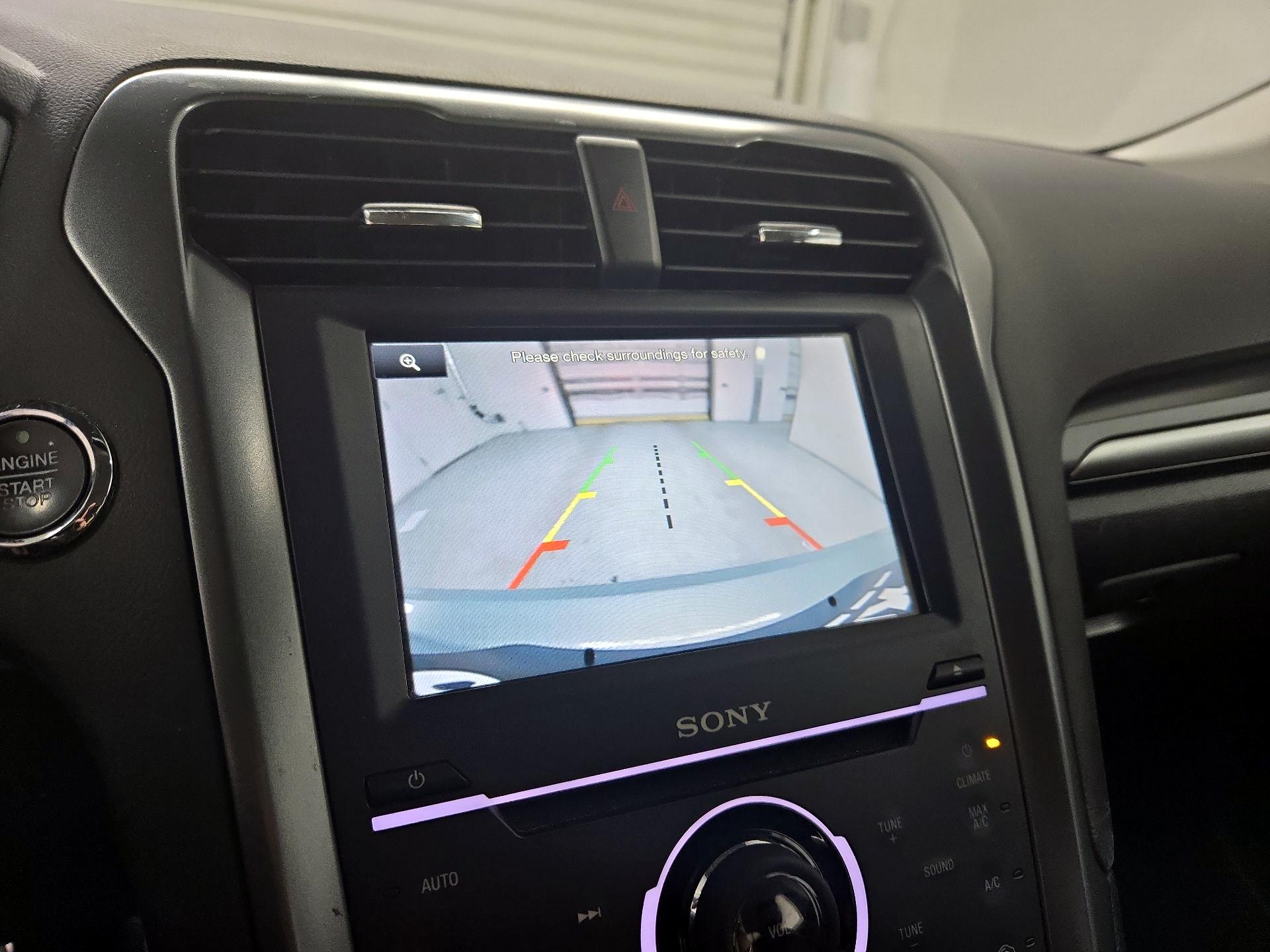 Thumbnail: 2014 Ford Fusion - 15