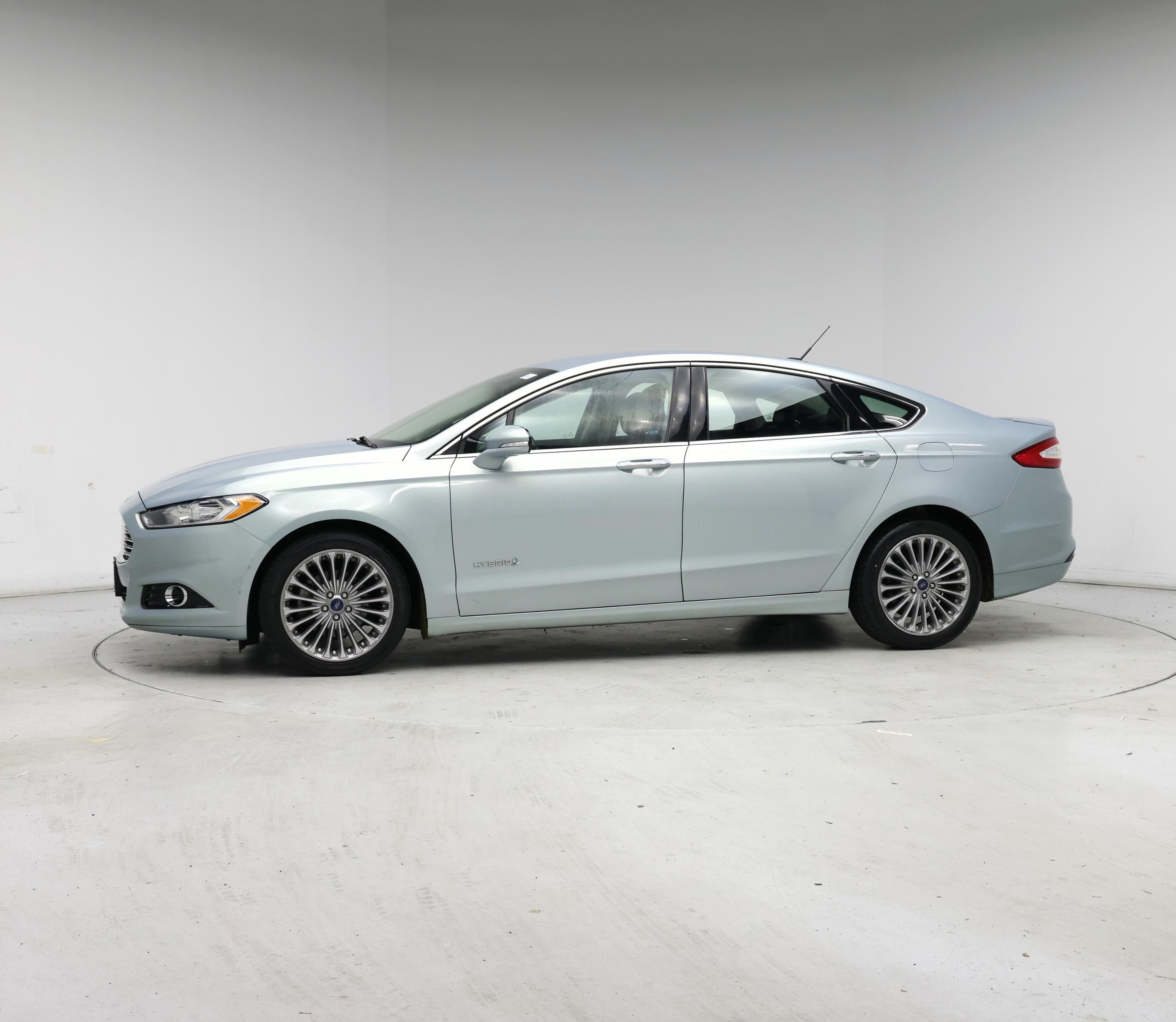 Thumbnail: 2014 Ford Fusion - 3