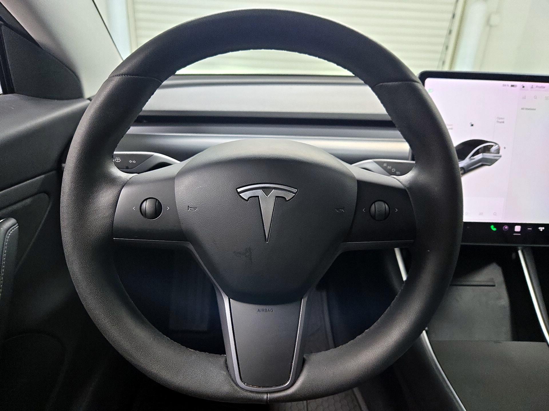 Thumbnail: 2019 Tesla Model 3 - 10