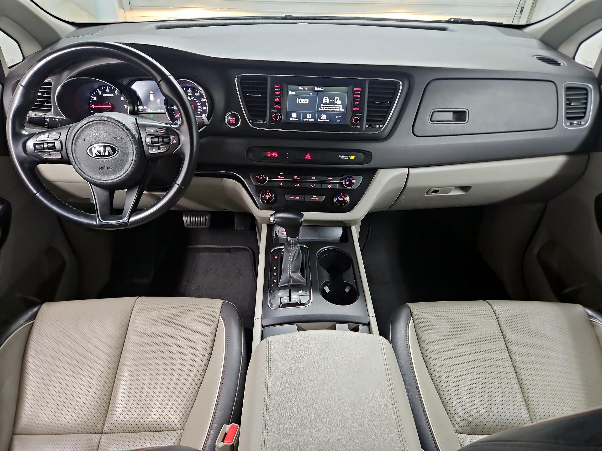 Thumbnail: 2017 Kia Sedona - 9