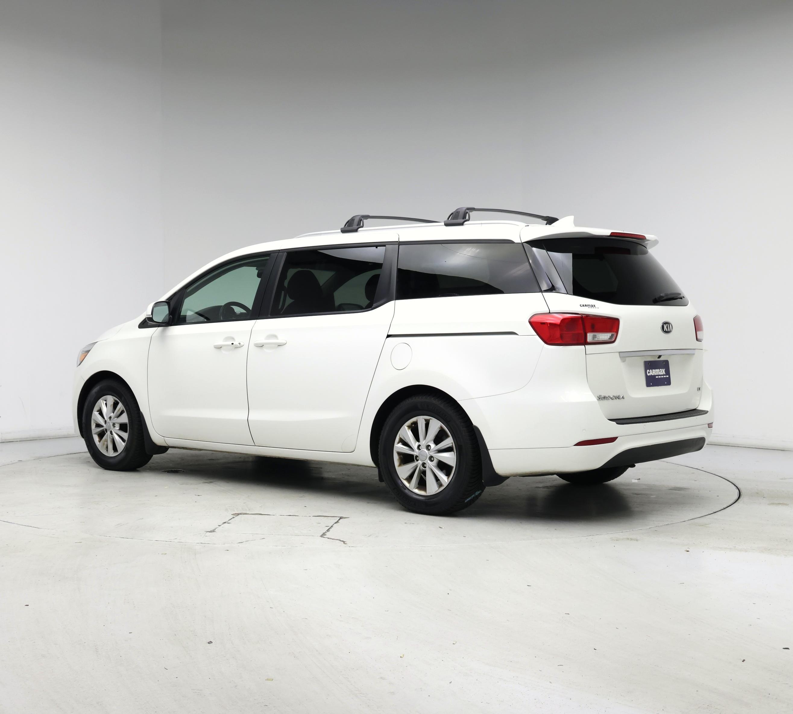 Thumbnail: 2017 Kia Sedona - 2