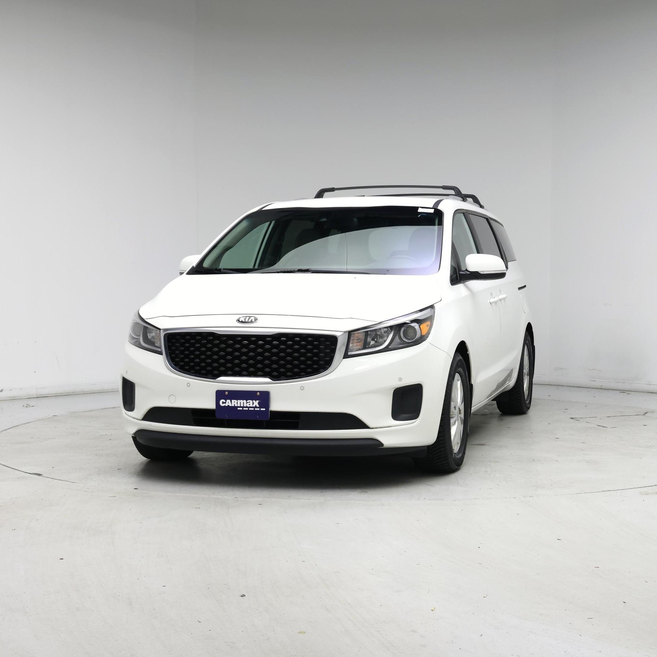 Thumbnail: 2017 Kia Sedona - 4