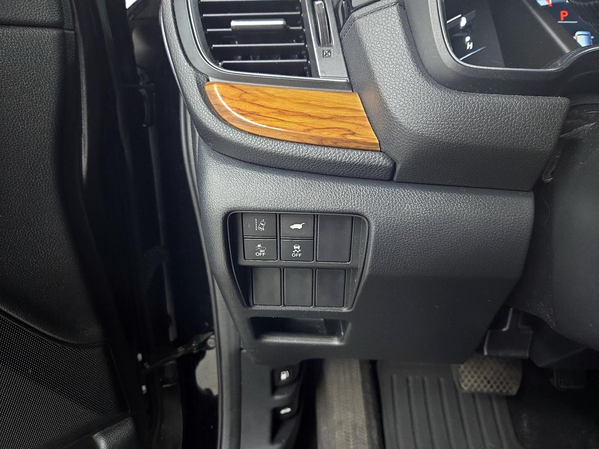 Thumbnail: 2017 Honda CR-V - 13