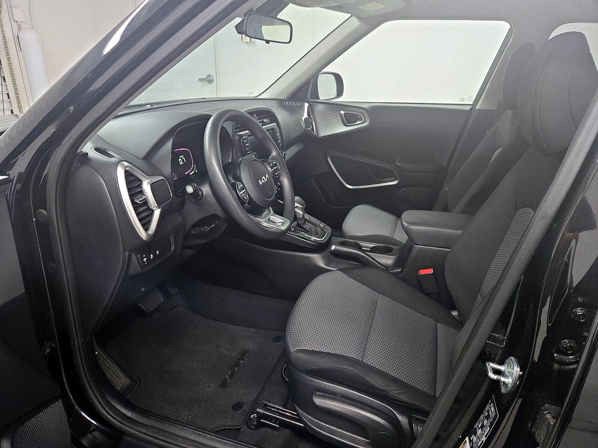 Thumbnail: 2023 Kia Soul - 11