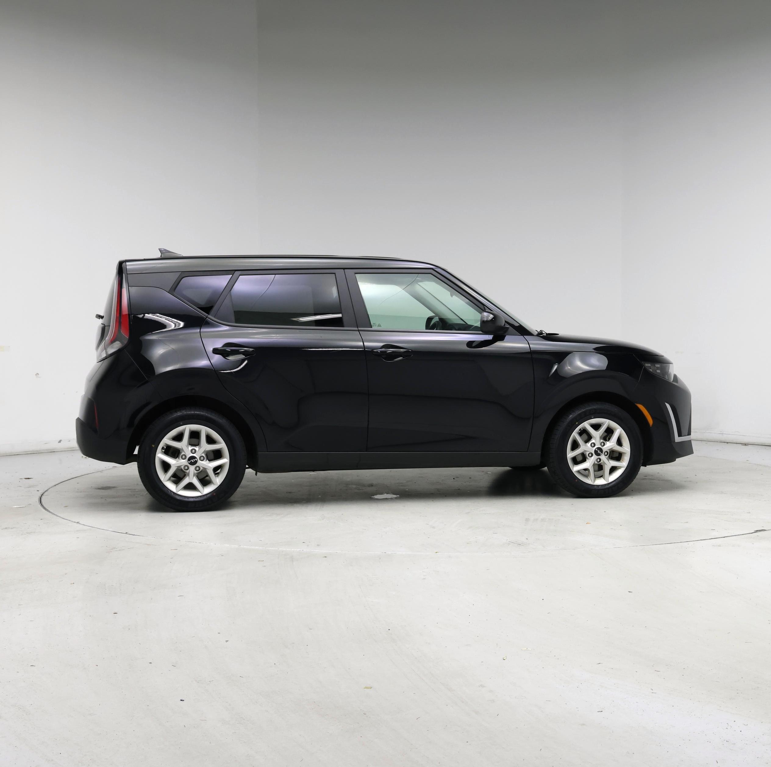 Thumbnail: 2023 Kia Soul - 7