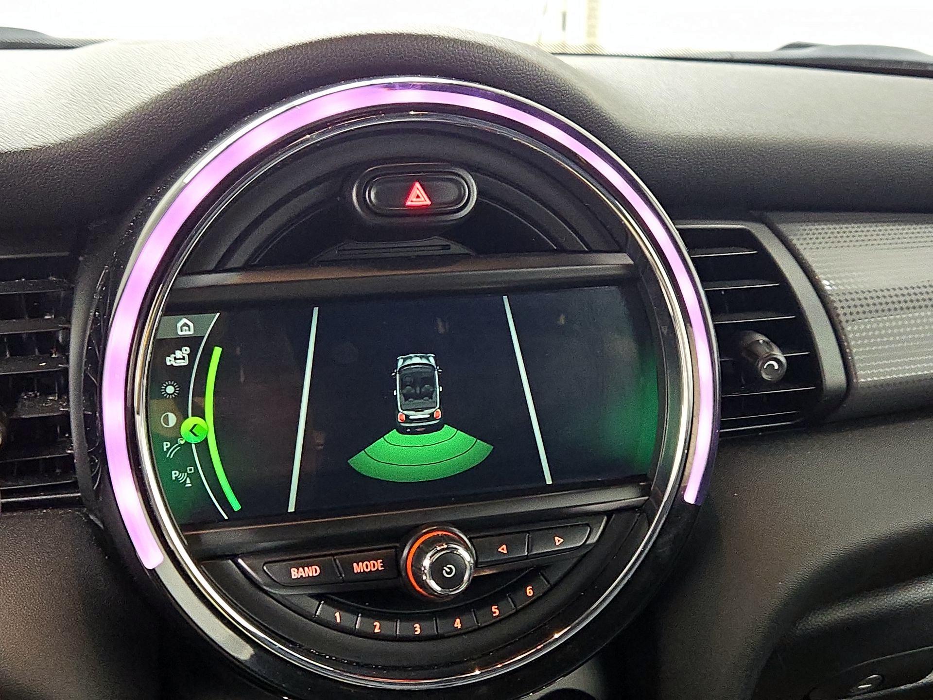 Thumbnail: 2019 MINI Cooper - 15