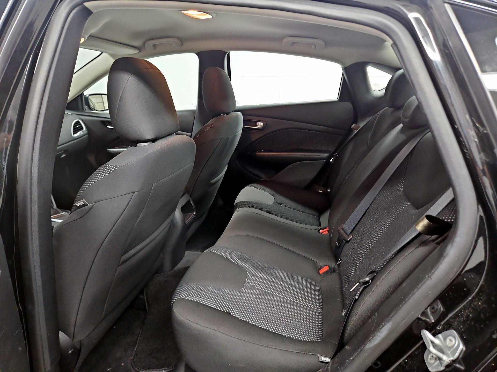 Thumbnail: 2016 Dodge Dart - 18