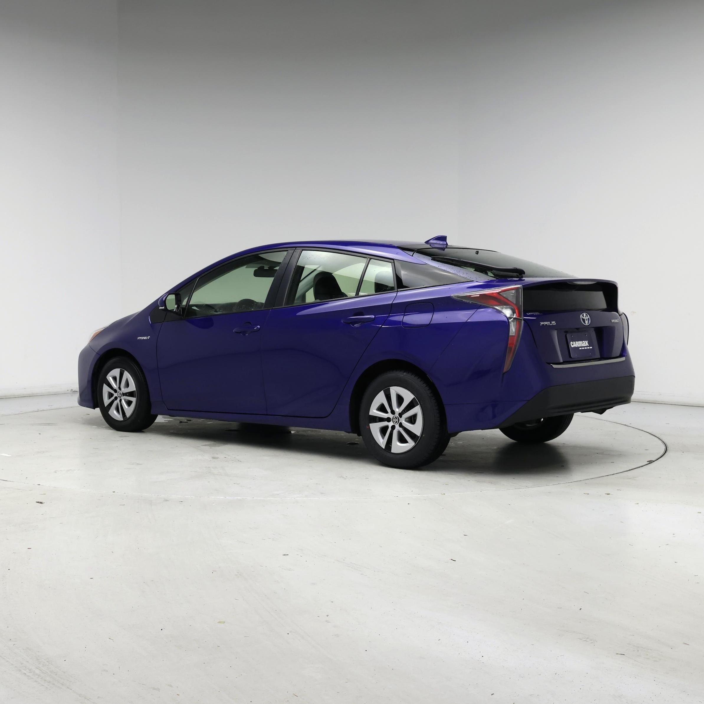 Thumbnail: 2016 Toyota Prius - 2